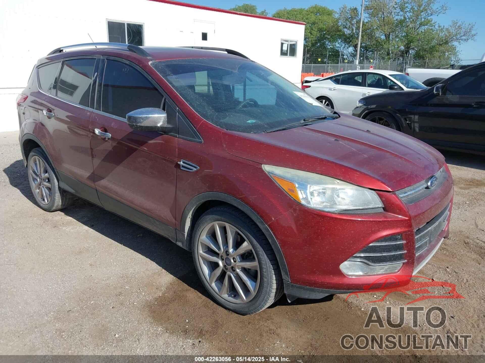 FORD ESCAPE 2015 - 1FMCU9G9XFUB80854