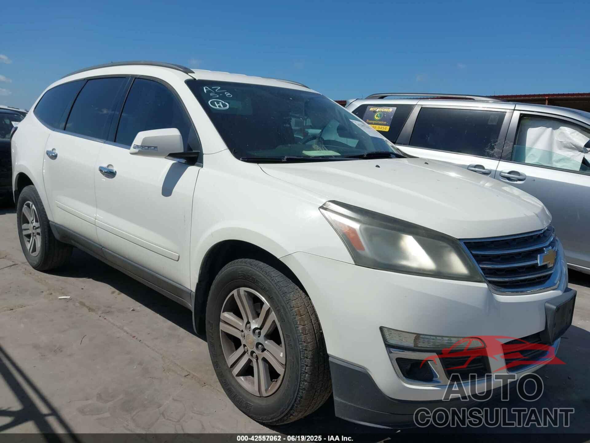 CHEVROLET TRAVERSE 2015 - 1GNKRHKD6FJ281504