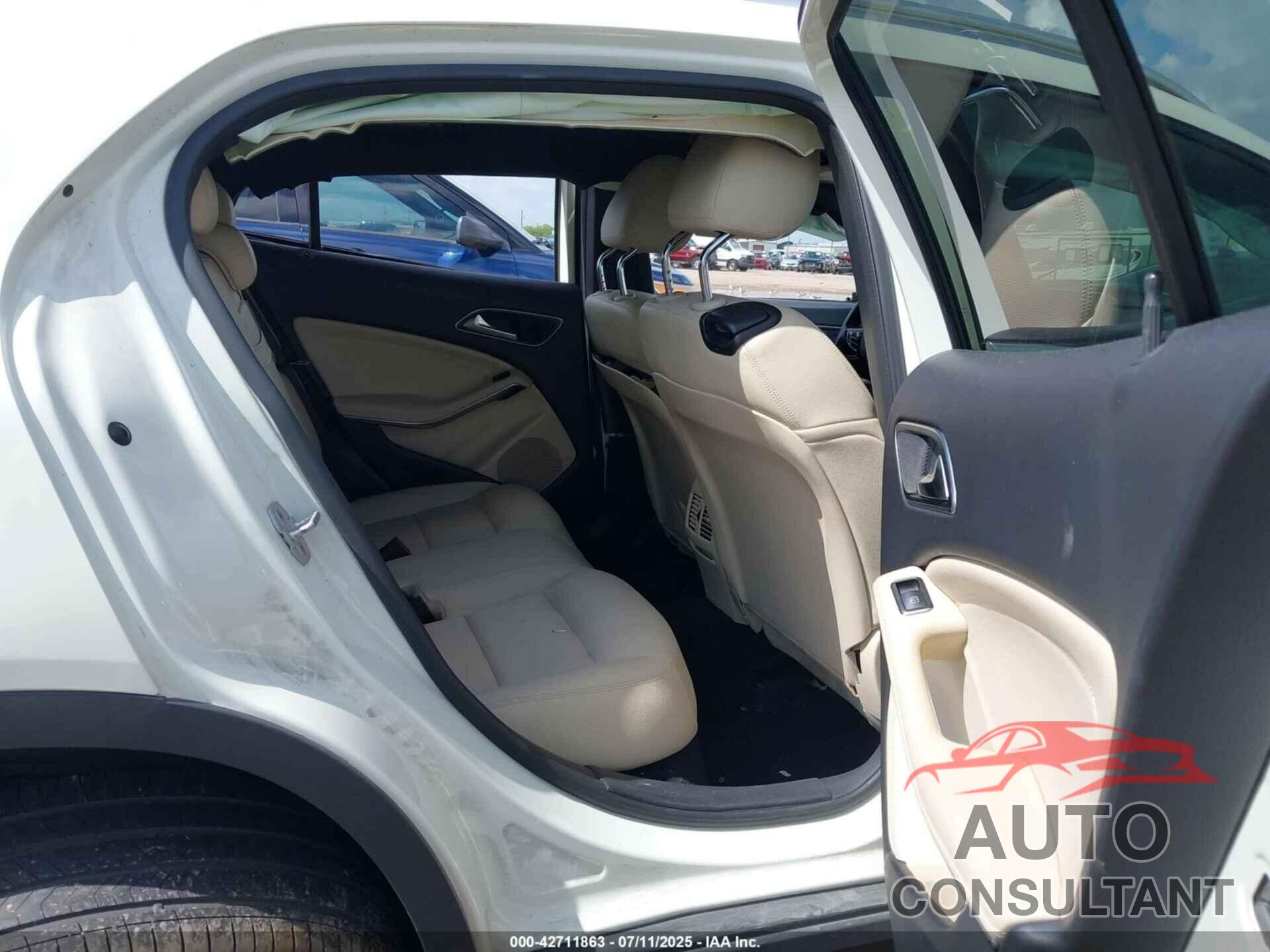 MERCEDES-BENZ GLA 250 2016 - WDCTG4EB0GJ252520