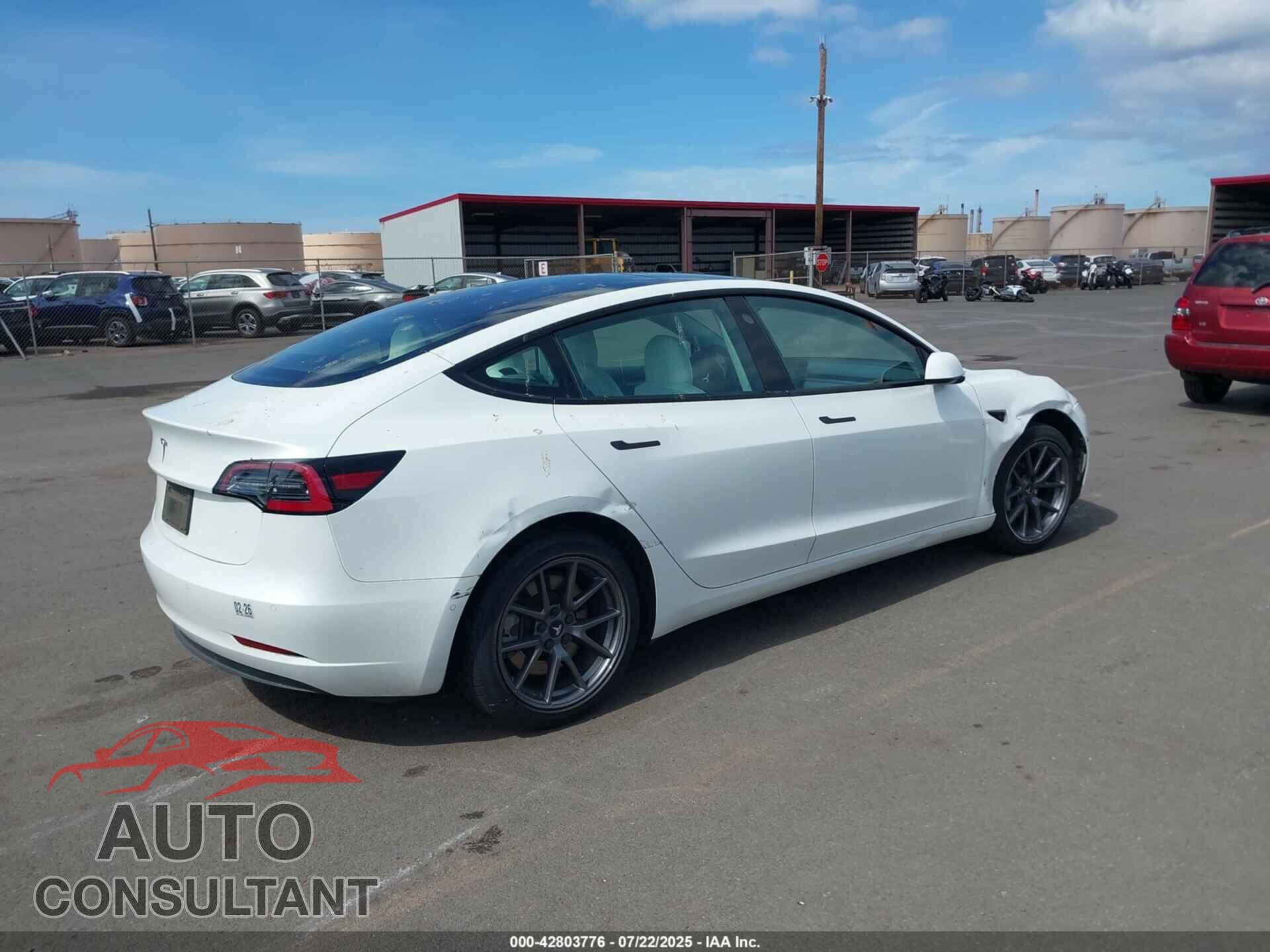 TESLA MODEL 3 2021 - 5YJ3E1EA2MF100789