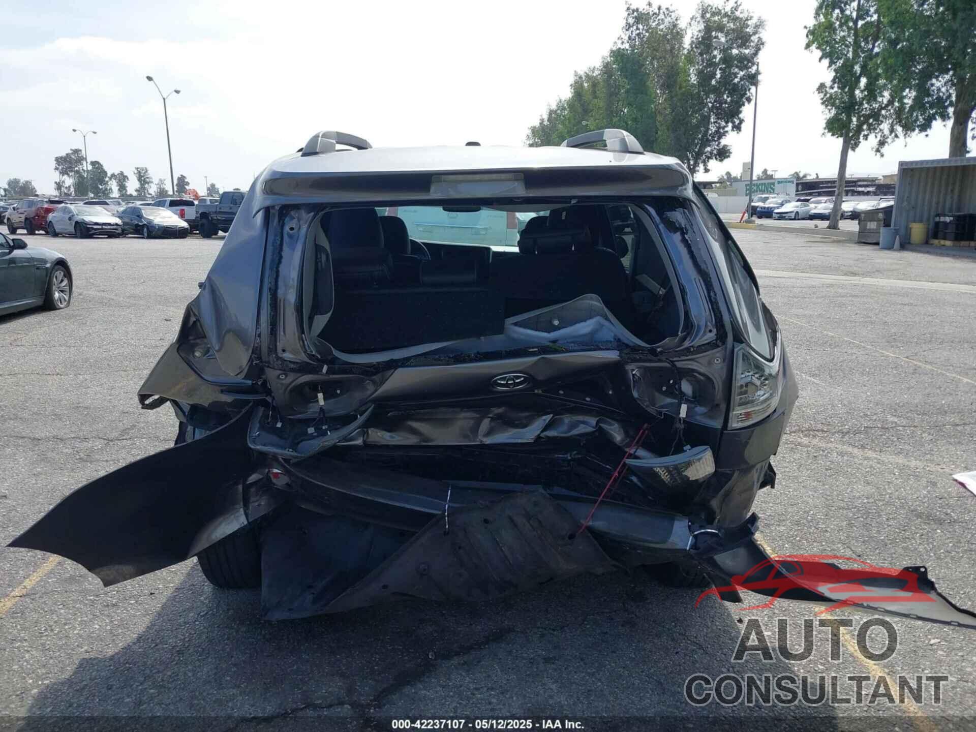 TOYOTA SIENNA 2015 - 5TDXK3DCXFS680767