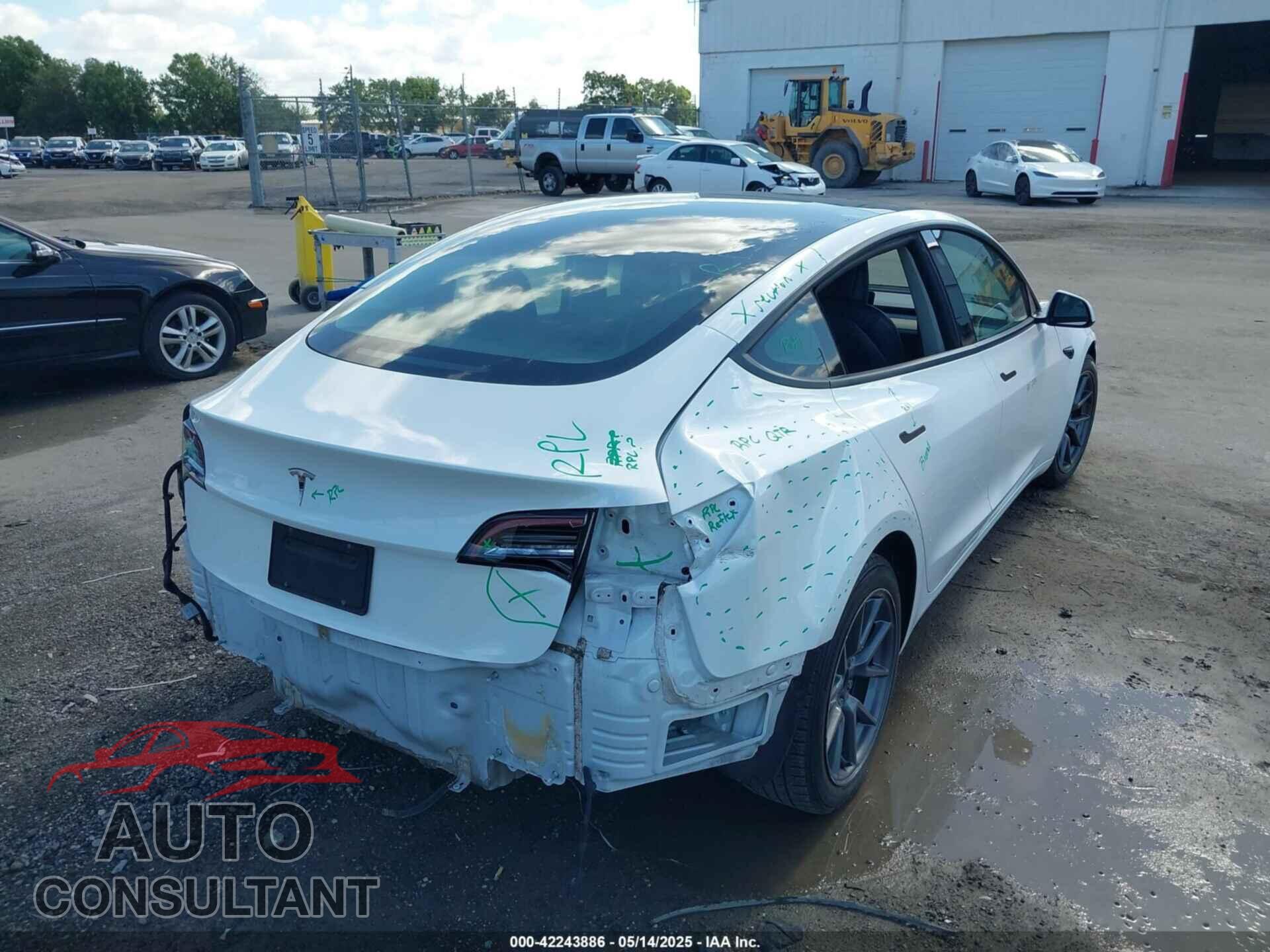 TESLA MODEL 3 2022 - 5YJ3E1EA2NF148570