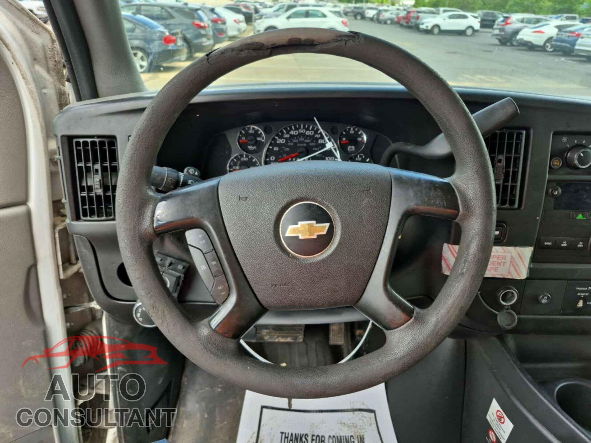 CHEVROLET EXPRESS G2500 2014 - 1GCWGFCA4E1121385