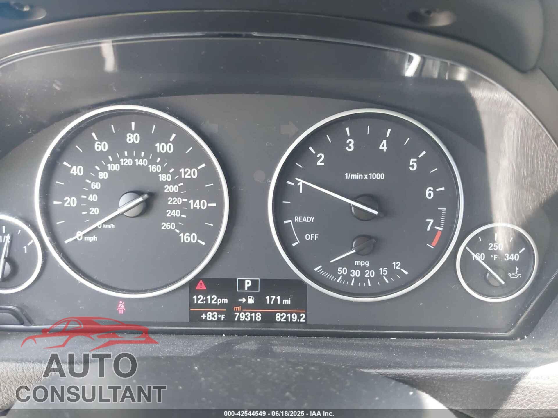 BMW 320I 2016 - WBA8E5G55GNT94401