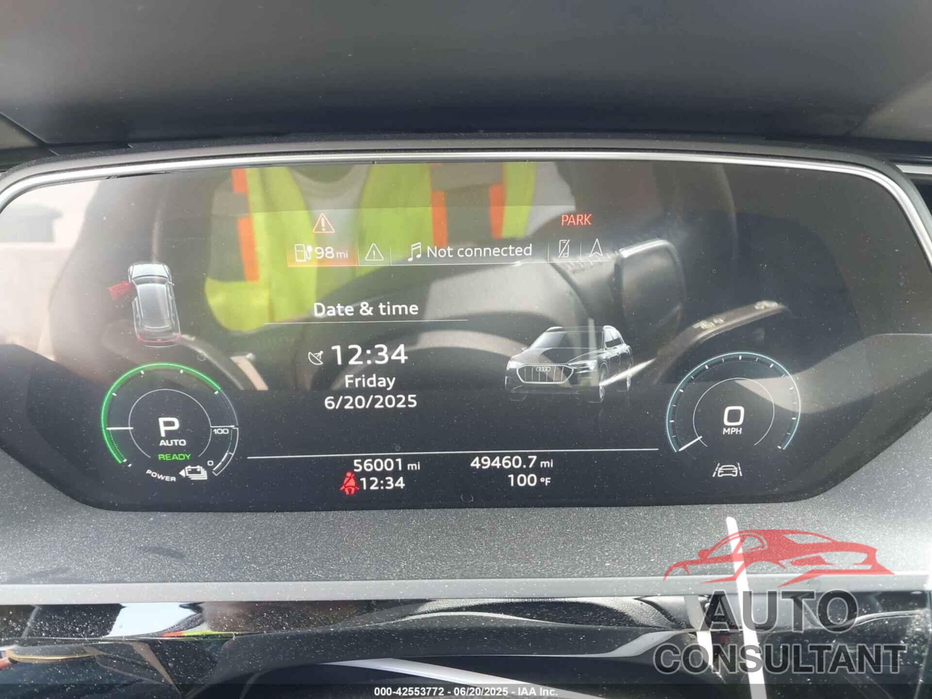 AUDI E-TRON 2019 - WA1VAAGE1KB025145