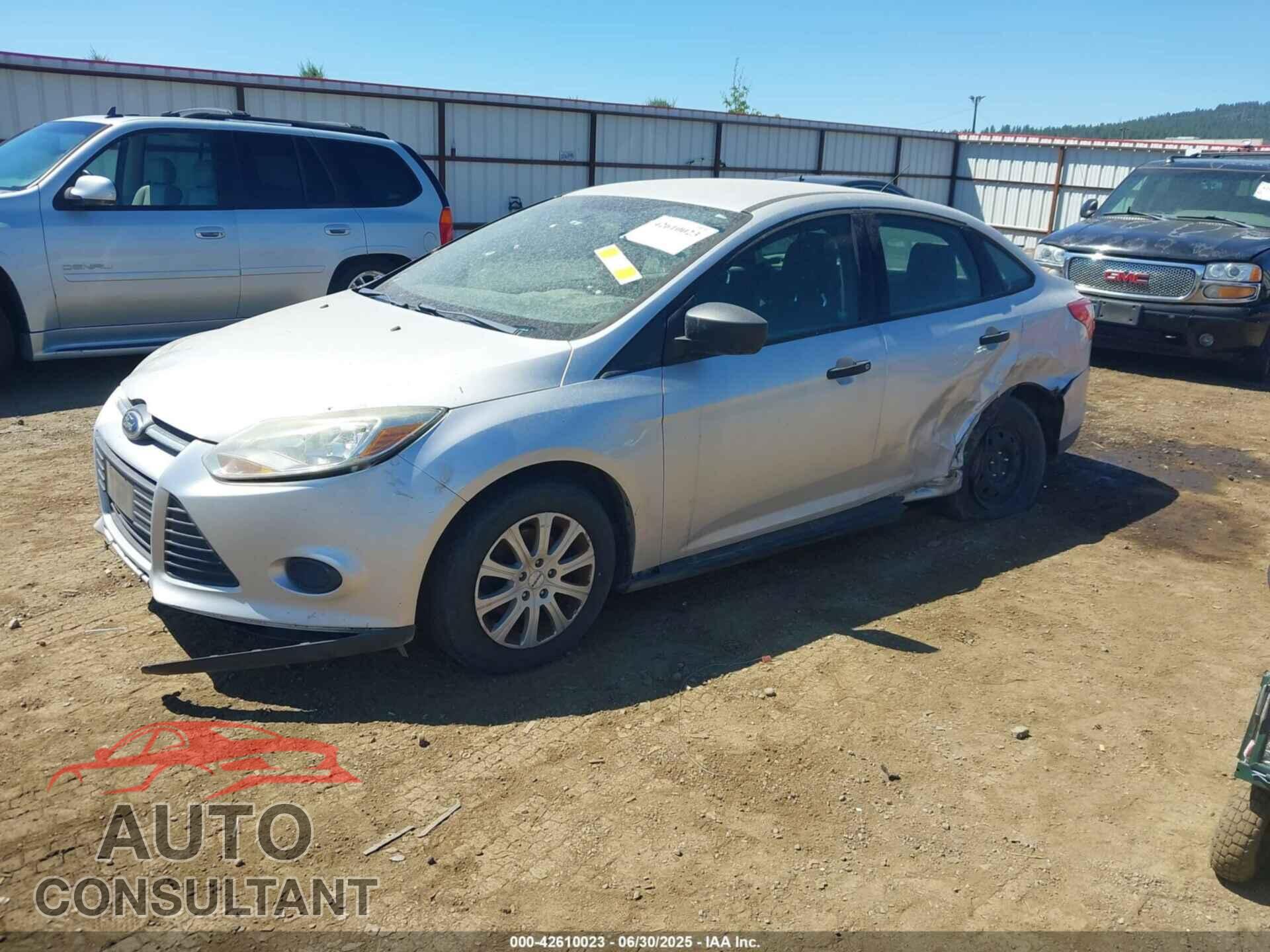 FORD FOCUS 2013 - 1FADP3E28DL117358