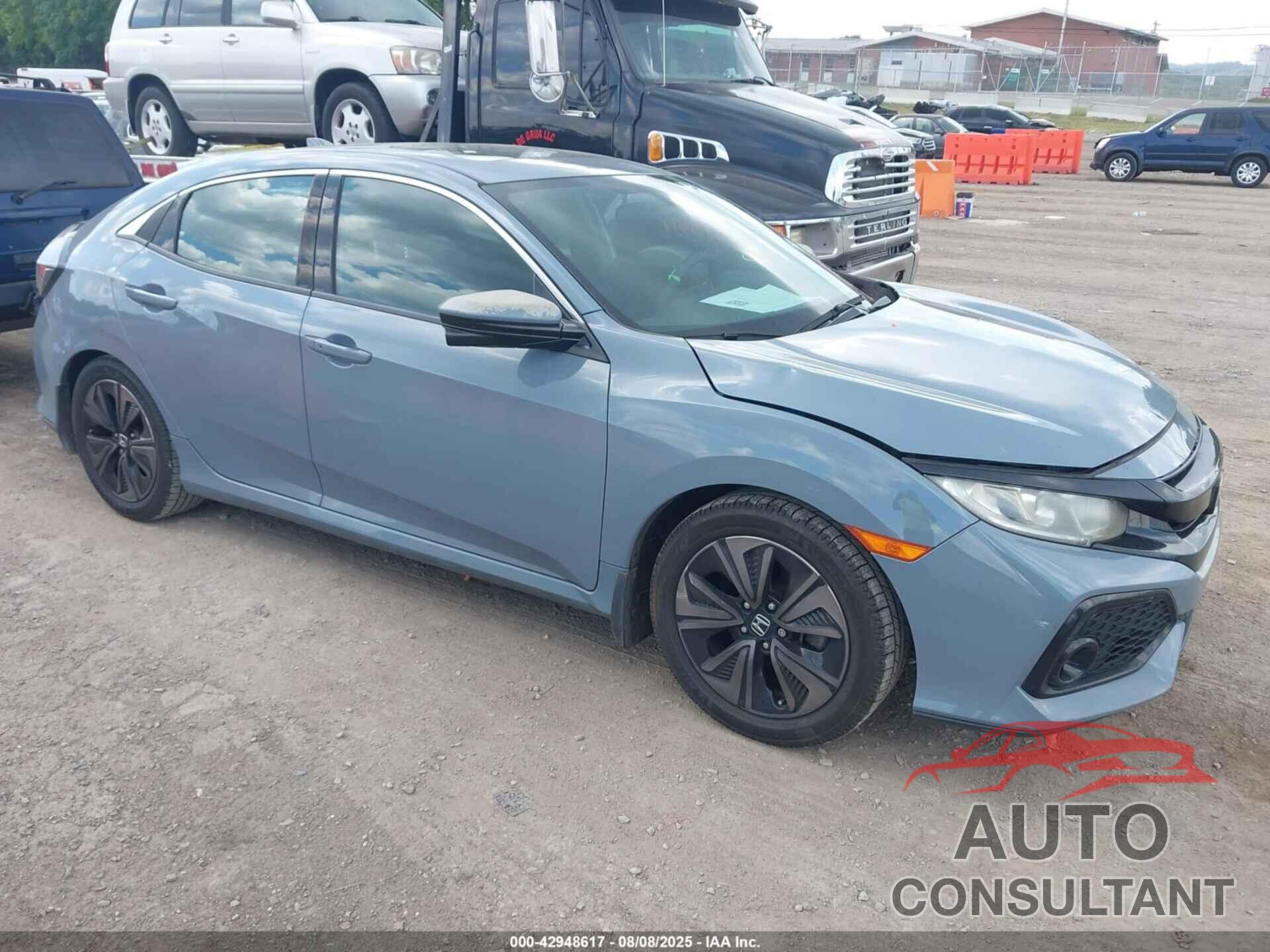 HONDA CIVIC 2018 - SHHFK7H53JU209702
