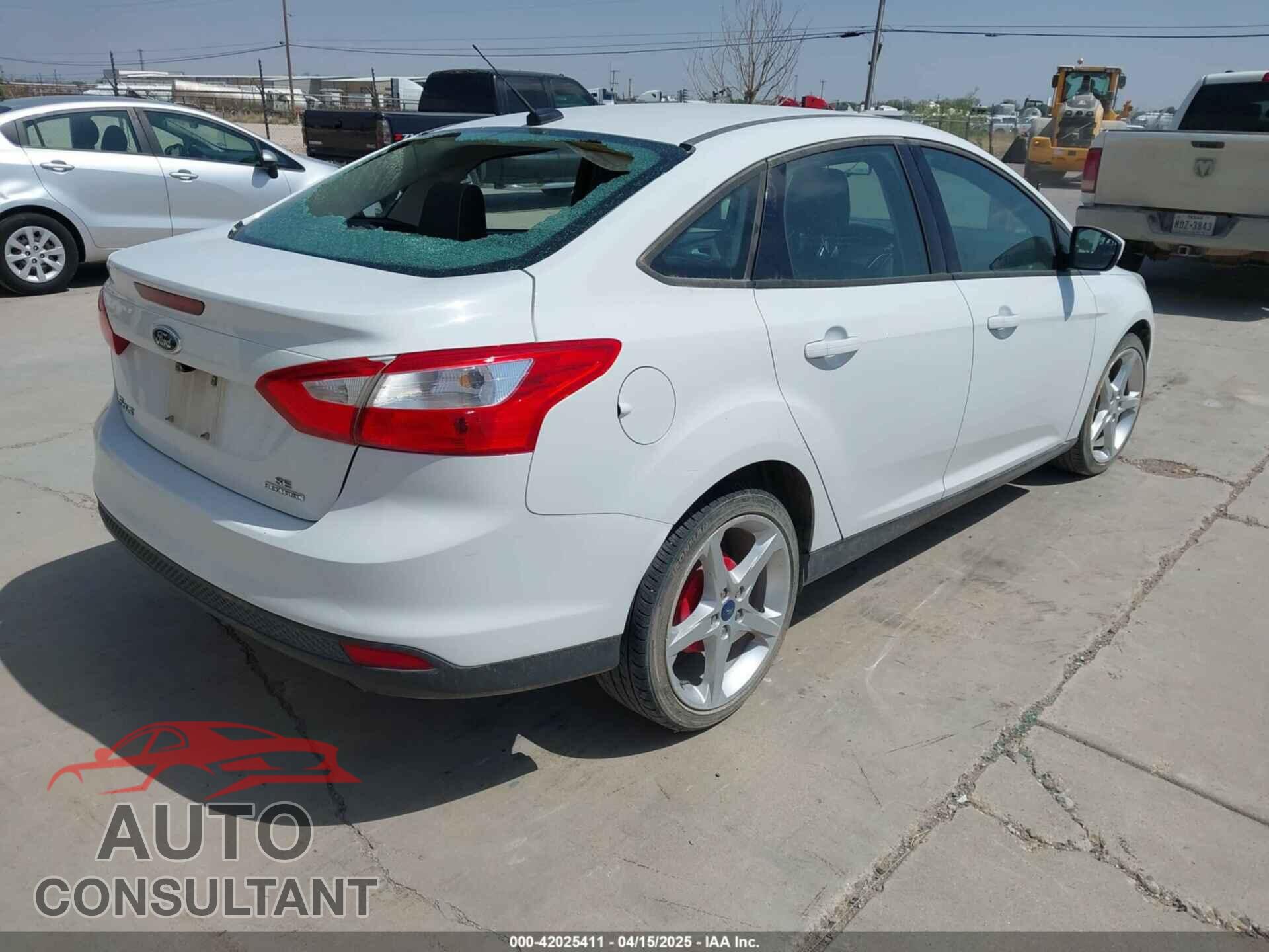 FORD FOCUS 2012 - 1FAHP3F25CL381667