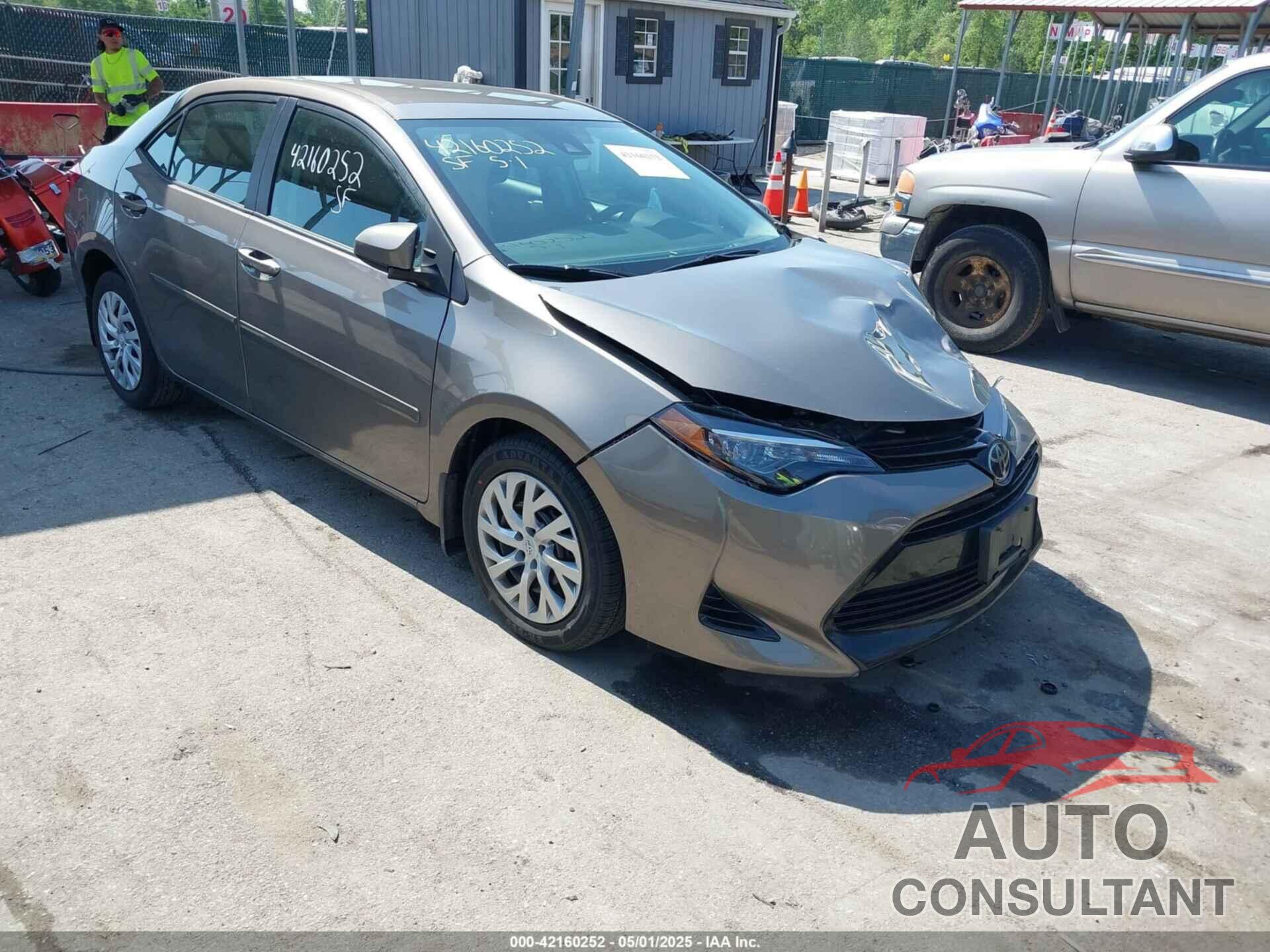 TOYOTA COROLLA 2018 - 2T1BURHE6JC044223