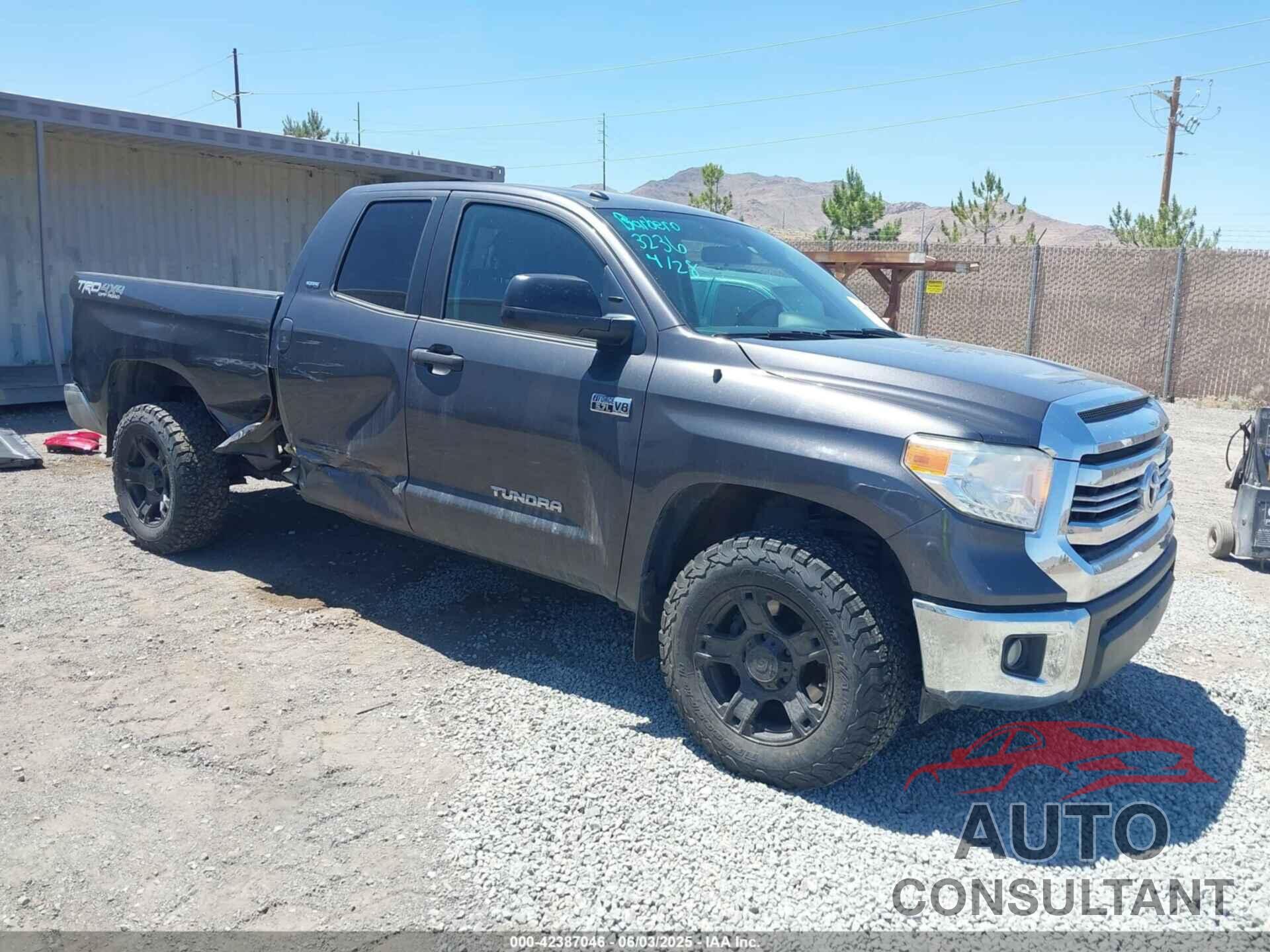 TOYOTA TUNDRA 2016 - 5TFUY5F18GX565251