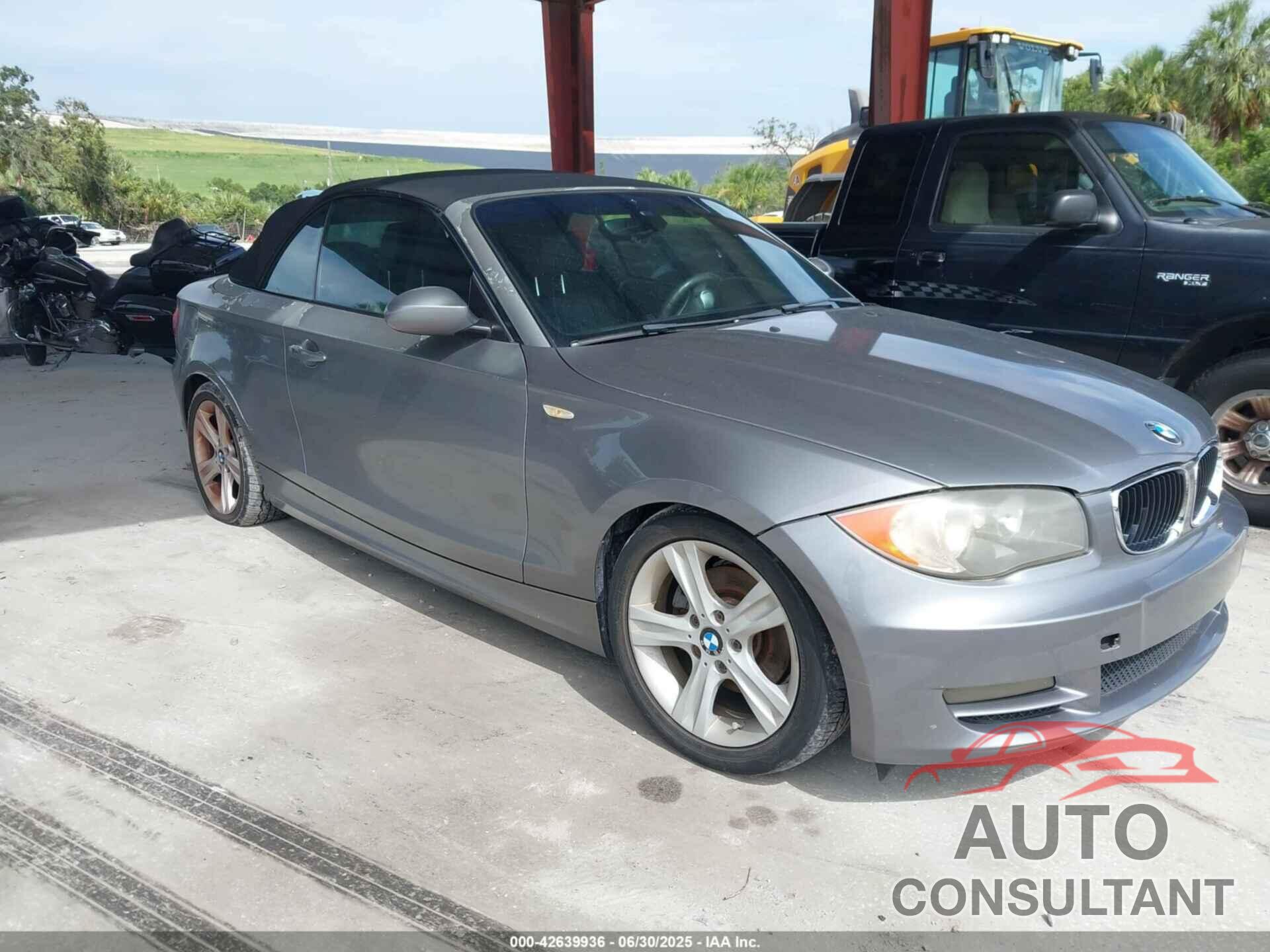 BMW 128I 2009 - WBAUL73509VJ75662