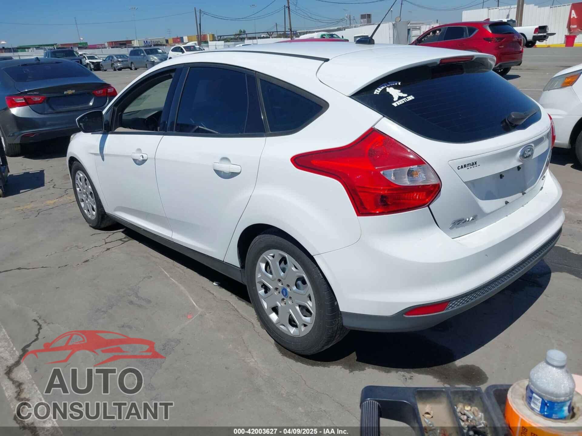 FORD FOCUS 2012 - 1FAHP3K2XCL120265