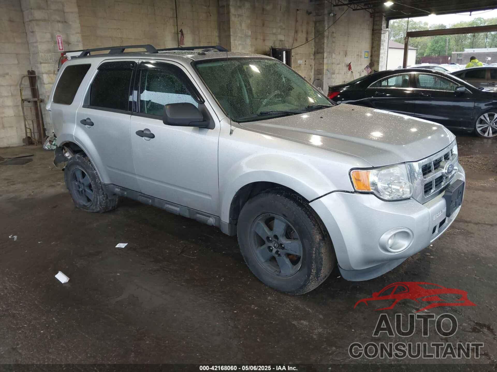 FORD ESCAPE 2011 - 1FMCU9D76BKA24528
