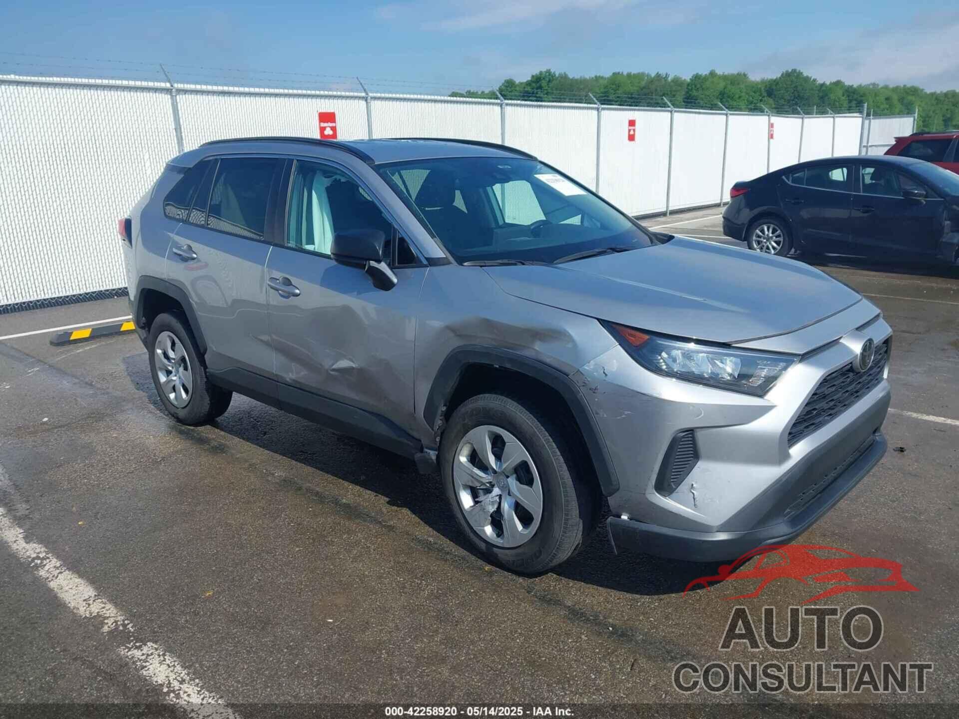 TOYOTA RAV4 2021 - 2T3F1RFV0MC142978