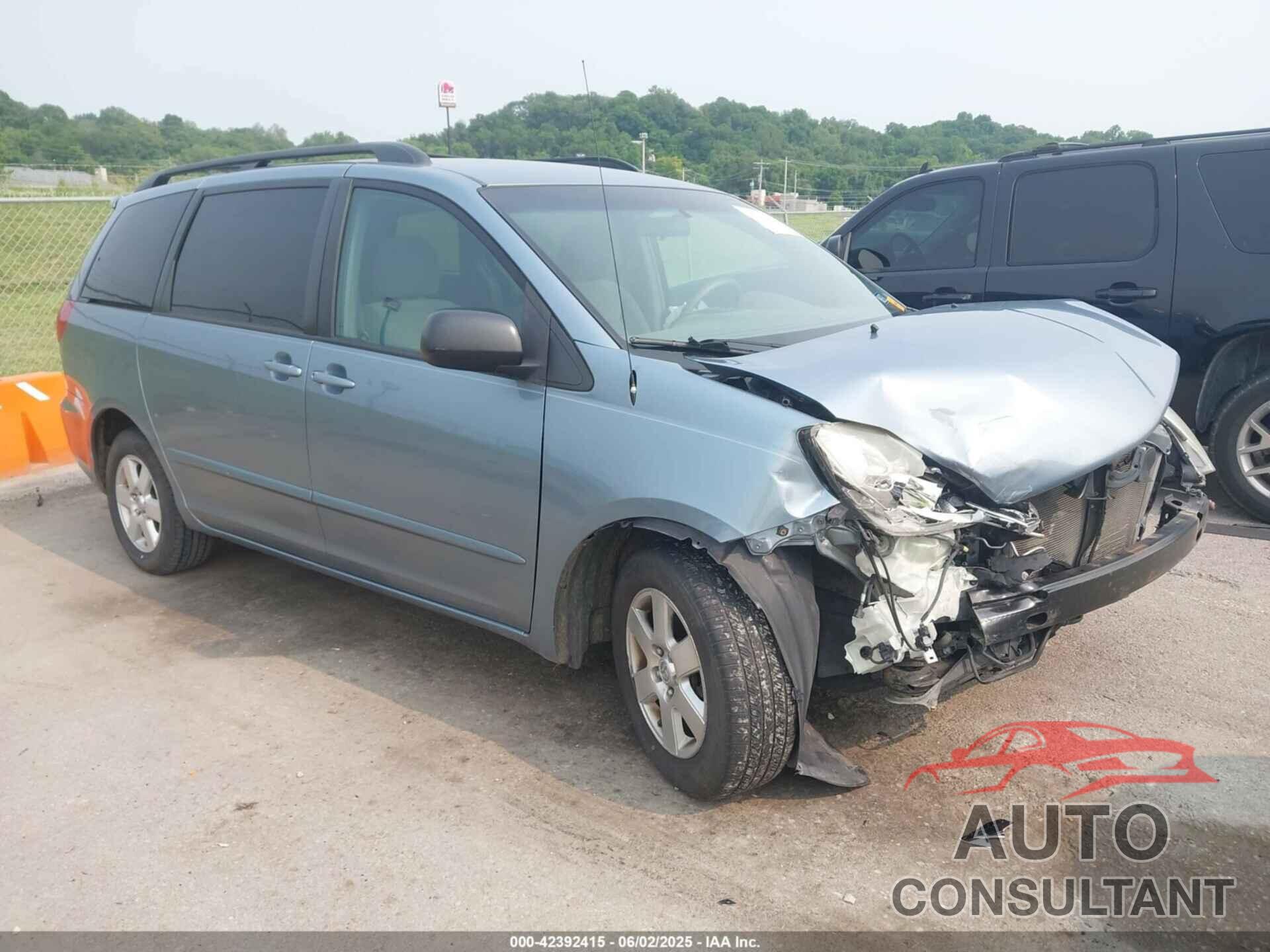 TOYOTA SIENNA 2010 - 5TDKK4CC0AS312155