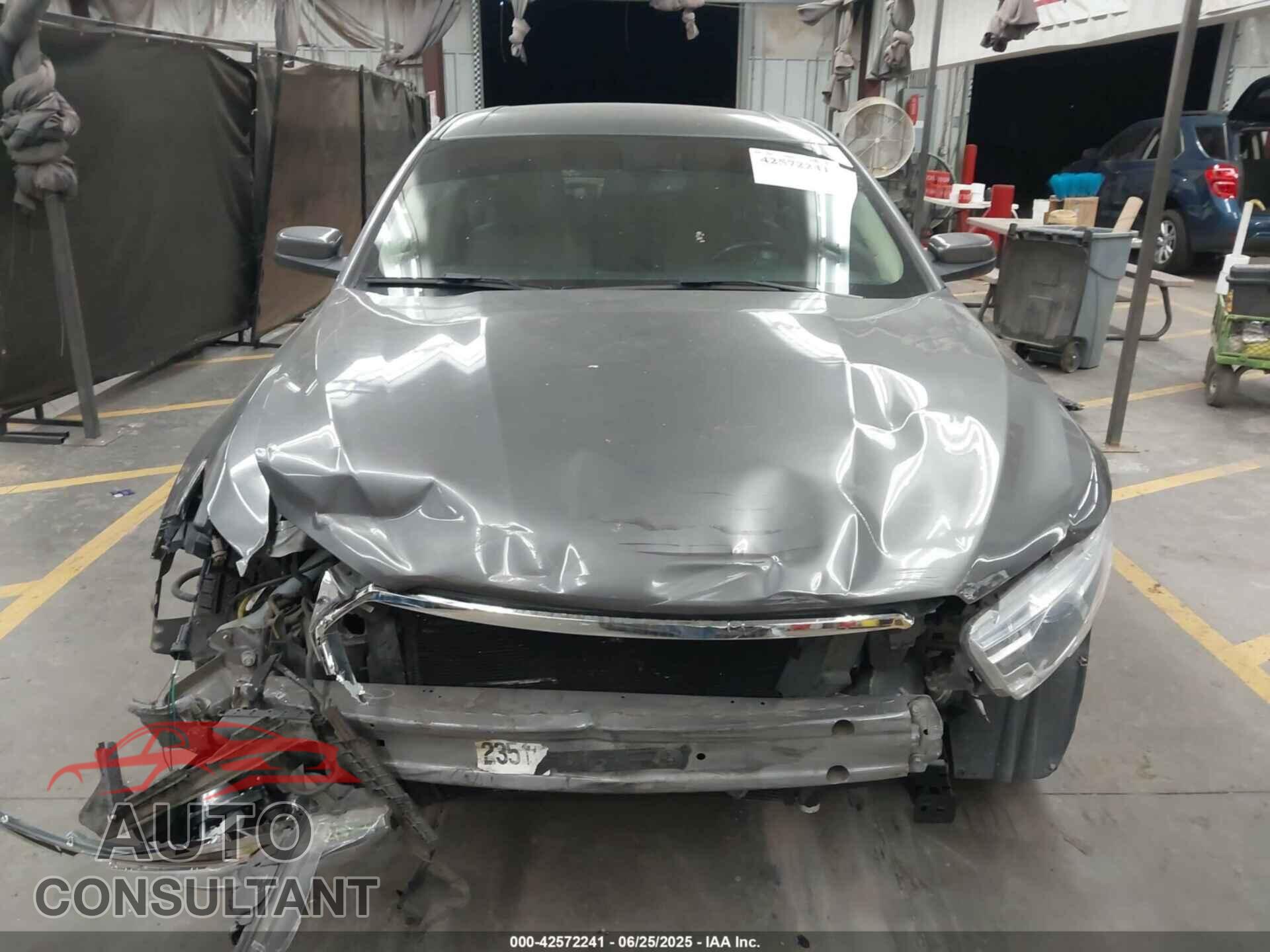 FORD TAURUS 2013 - 1FAHP2E87DG111995