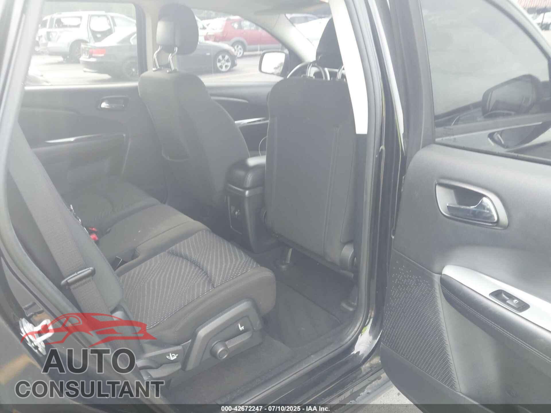 DODGE JOURNEY 2017 - 3C4PDCAB4HT524352
