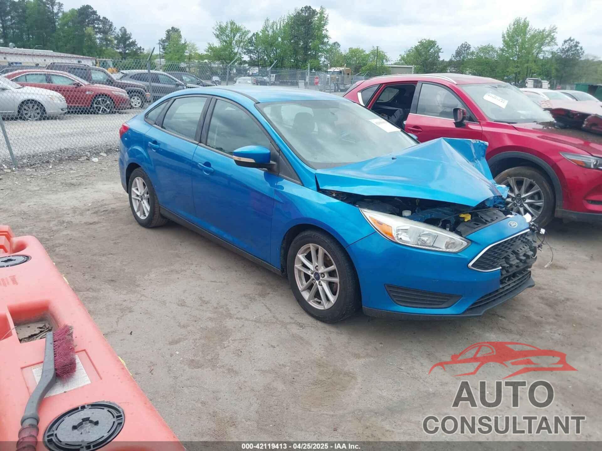 FORD FOCUS 2017 - 1FADP3F28HL202625