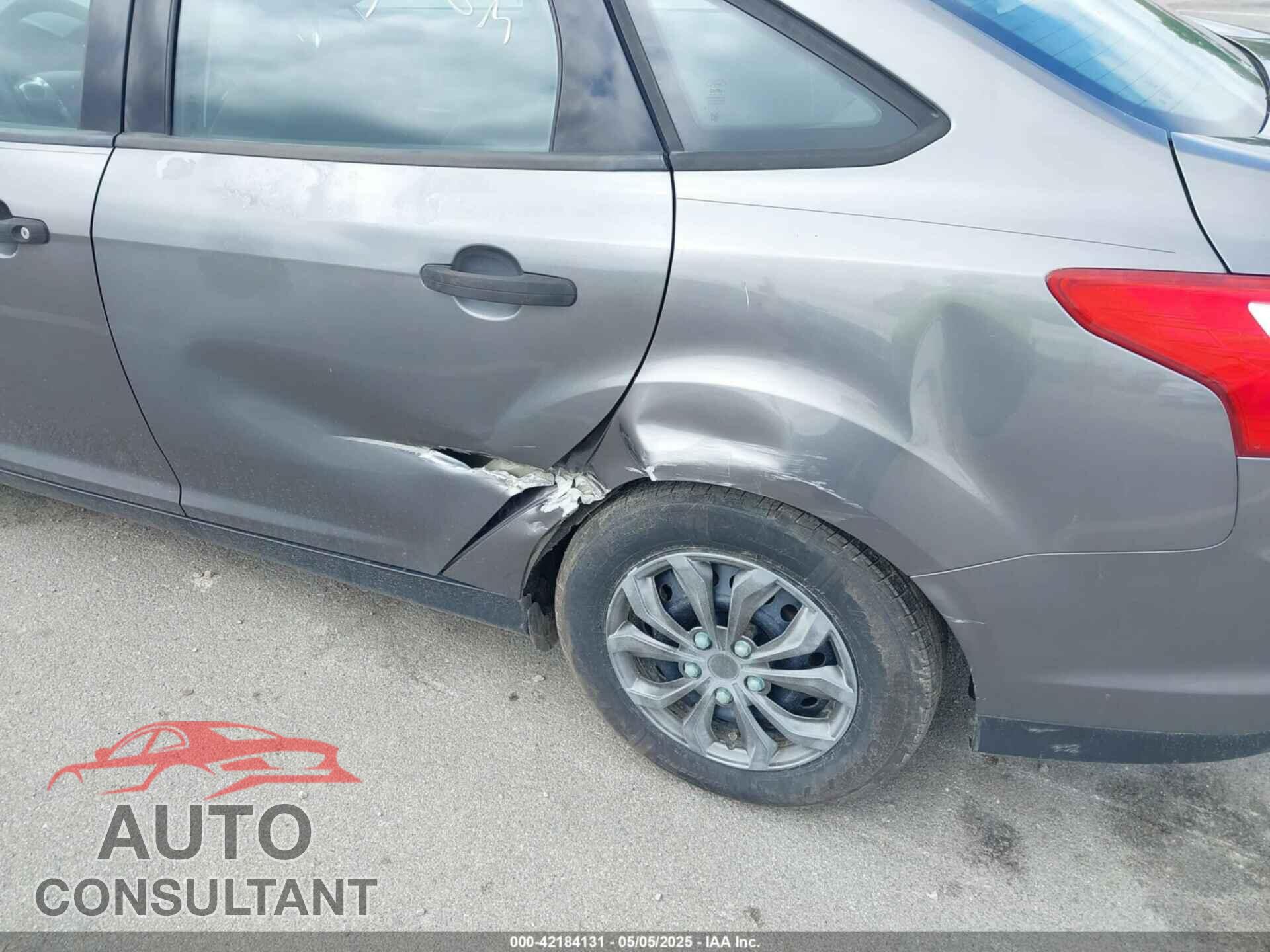 FORD FOCUS 2014 - 1FADP3E28EL206848
