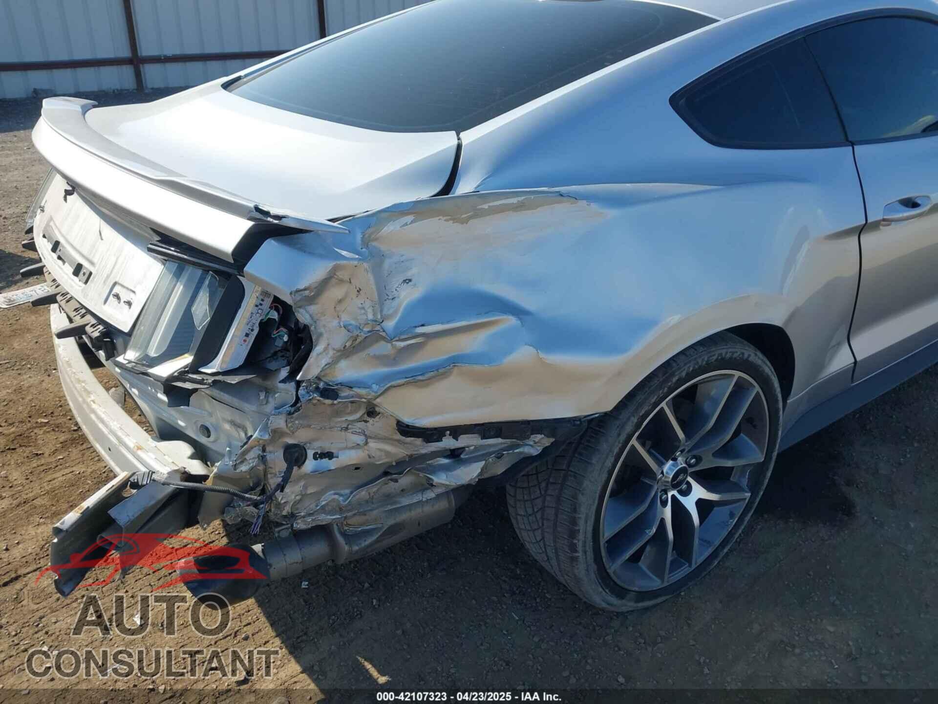 FORD MUSTANG 2015 - 1FA6P8CF2F5318921
