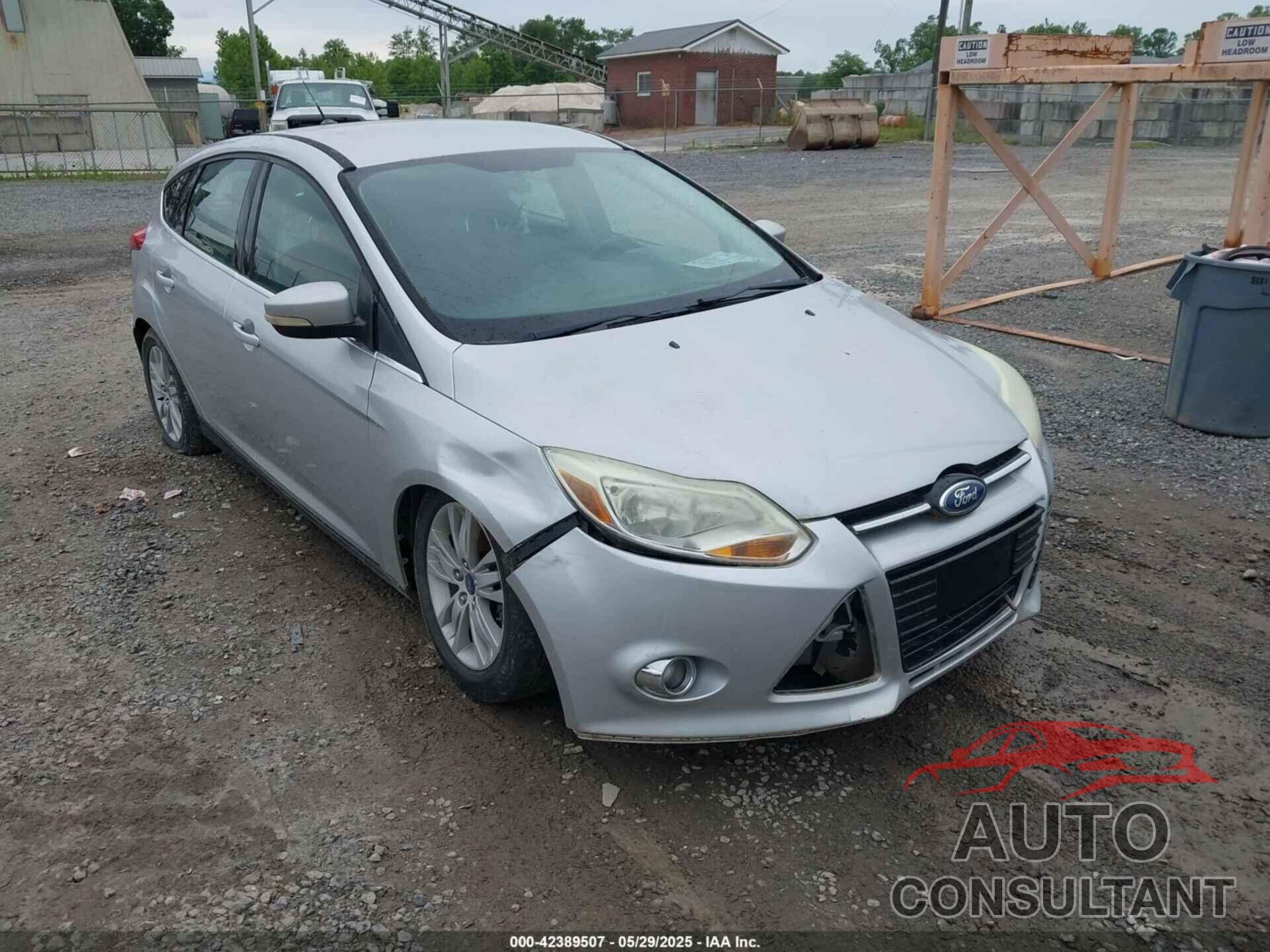 FORD FOCUS 2012 - 1FAHP3M22CL317489