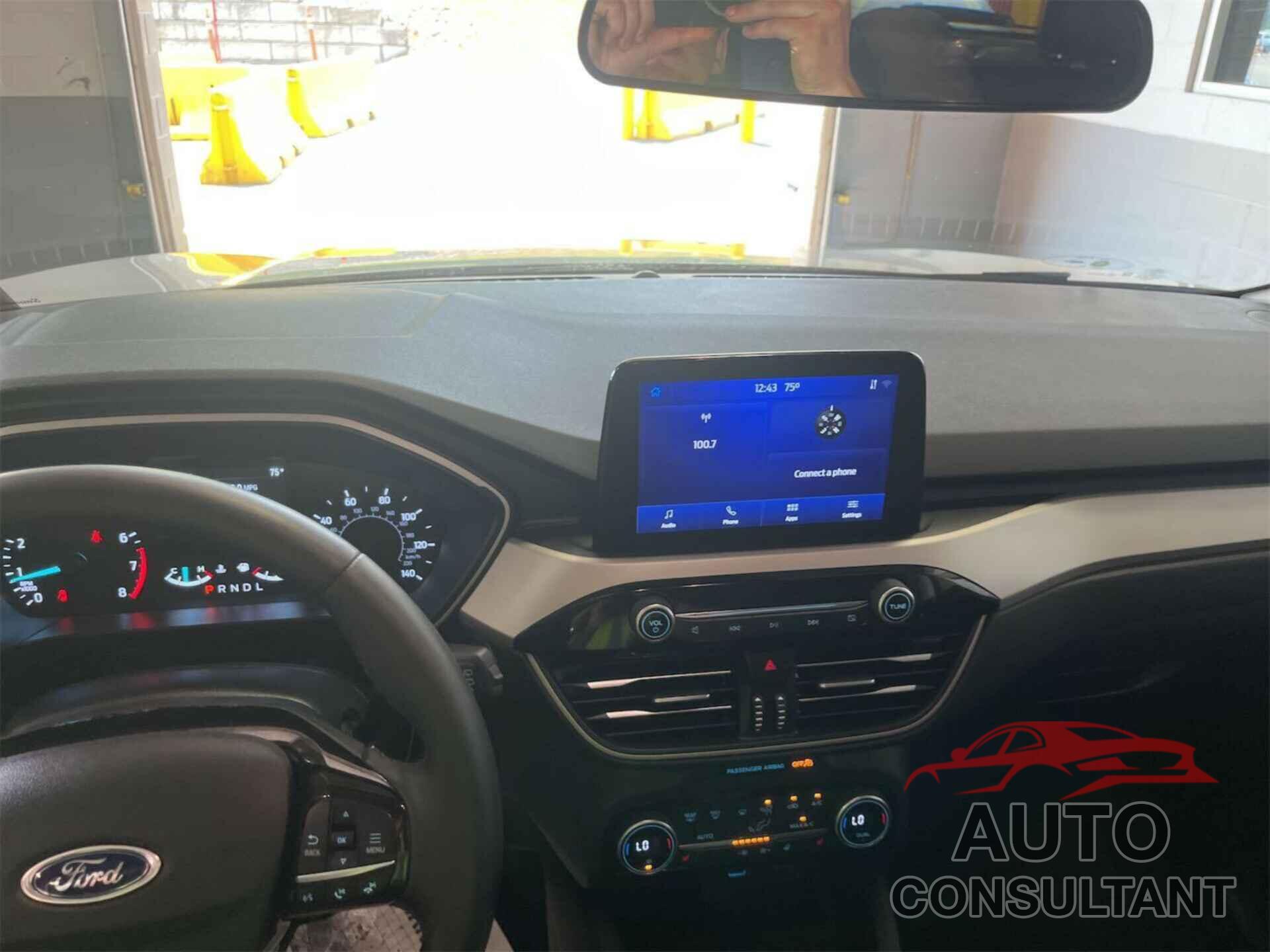 FORD ESCAPE 2021 - 1FMCU9H98MUB02889