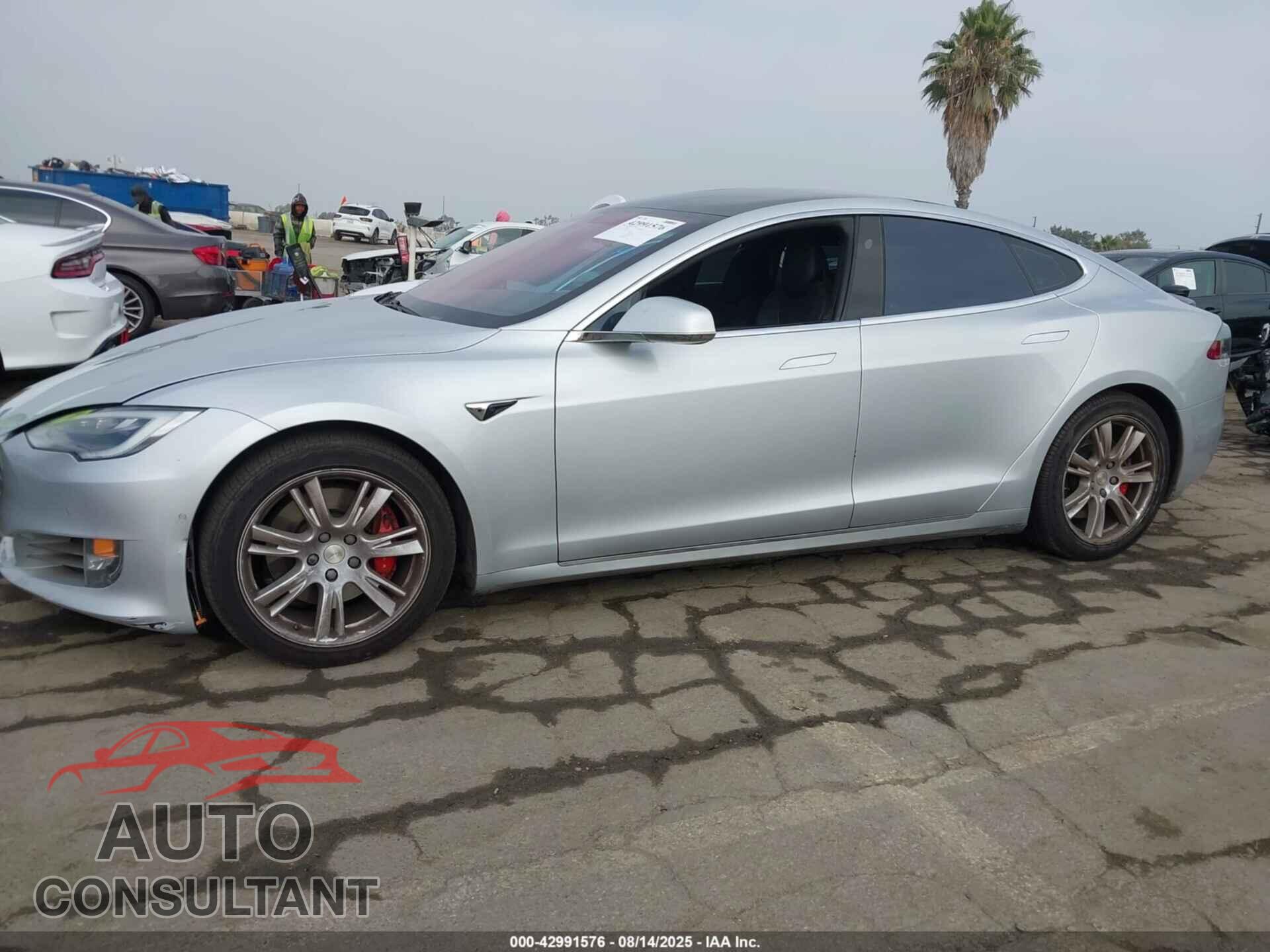 TESLA MODEL S 2016 - 5YJSA1E47GF172416