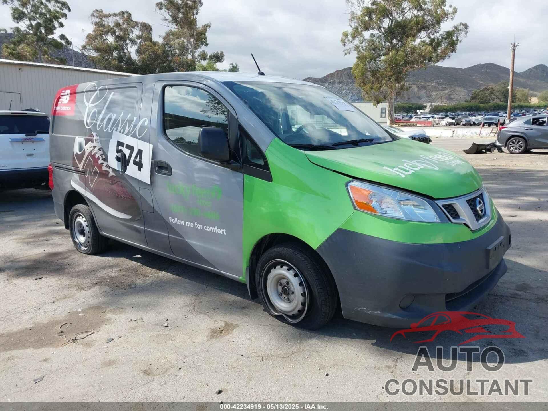 NISSAN NV200 2017 - 3N6CM0KN0HK713072