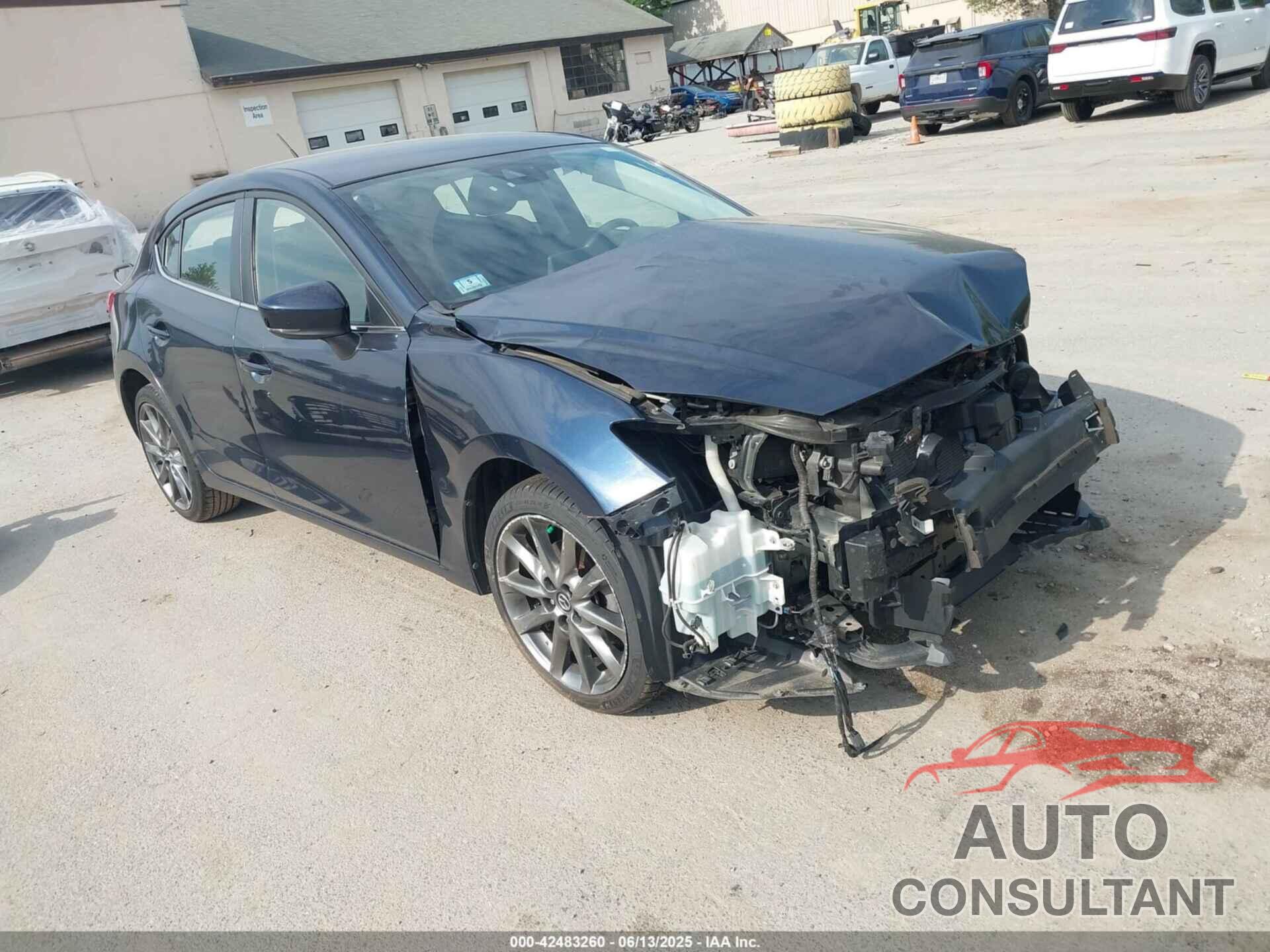MAZDA MAZDA3 2018 - 3MZBN1L34JM230660
