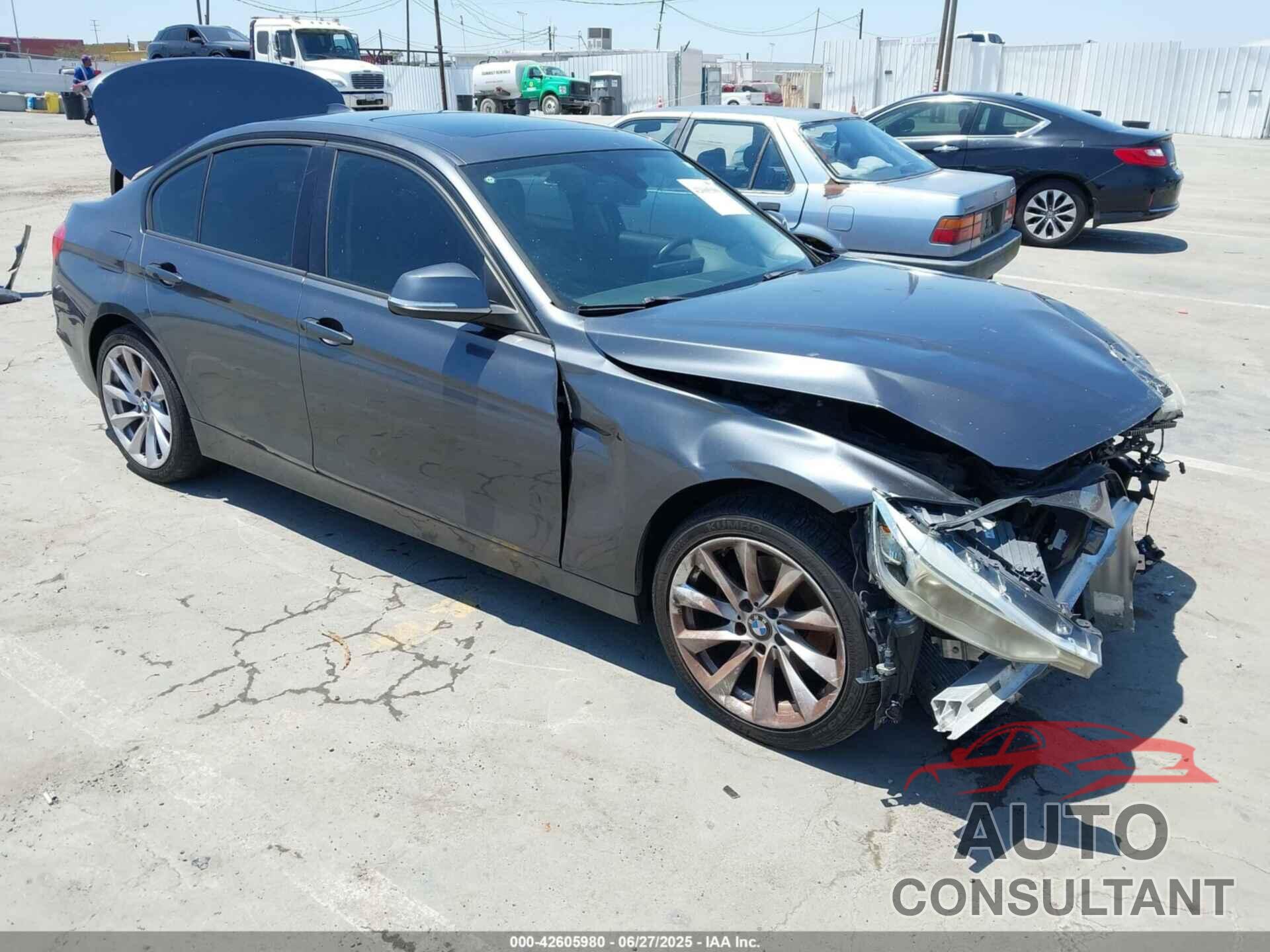 BMW 328I 2013 - WBA3C1C59DF441157