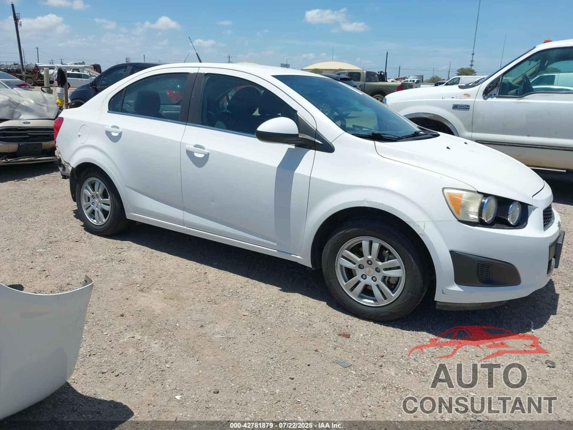 CHEVROLET SONIC 2012 - 1G1JC5SHXC4131051