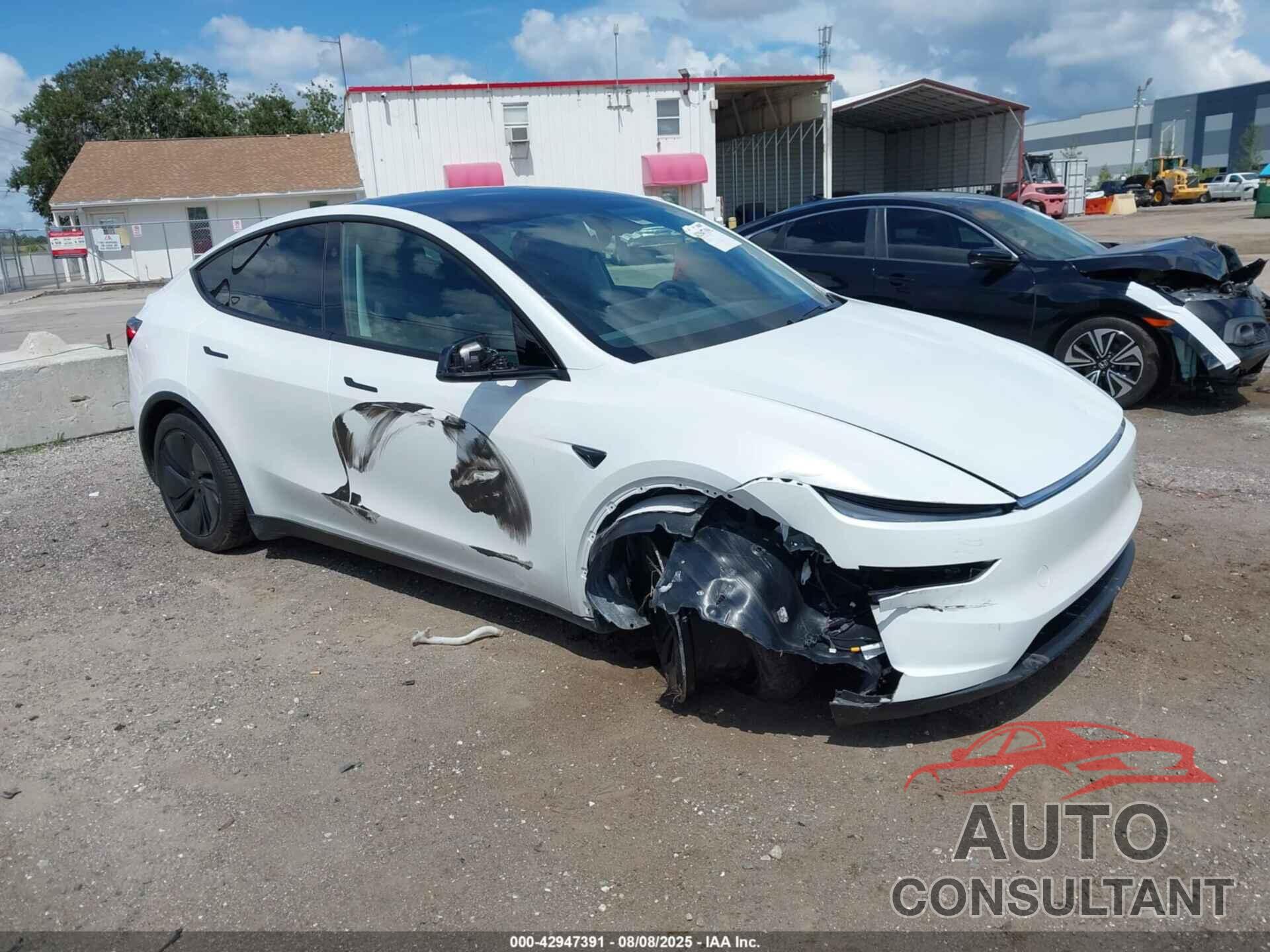 TESLA MODEL Y 2026 - 7SAYGDEE1TA390199