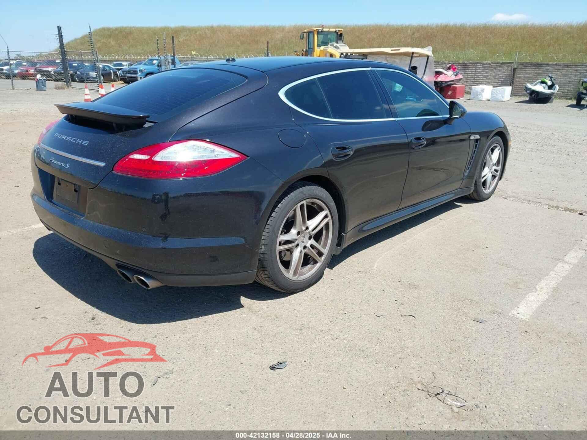 PORSCHE PANAMERA 2011 - WP0AB2A74BL062301