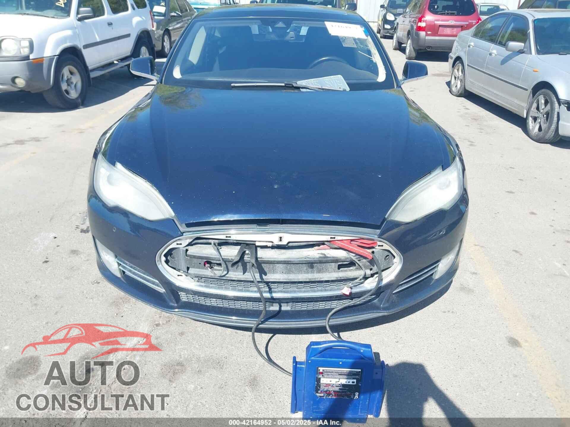 TESLA MODEL S 2014 - 5YJSA1H10EFP60799