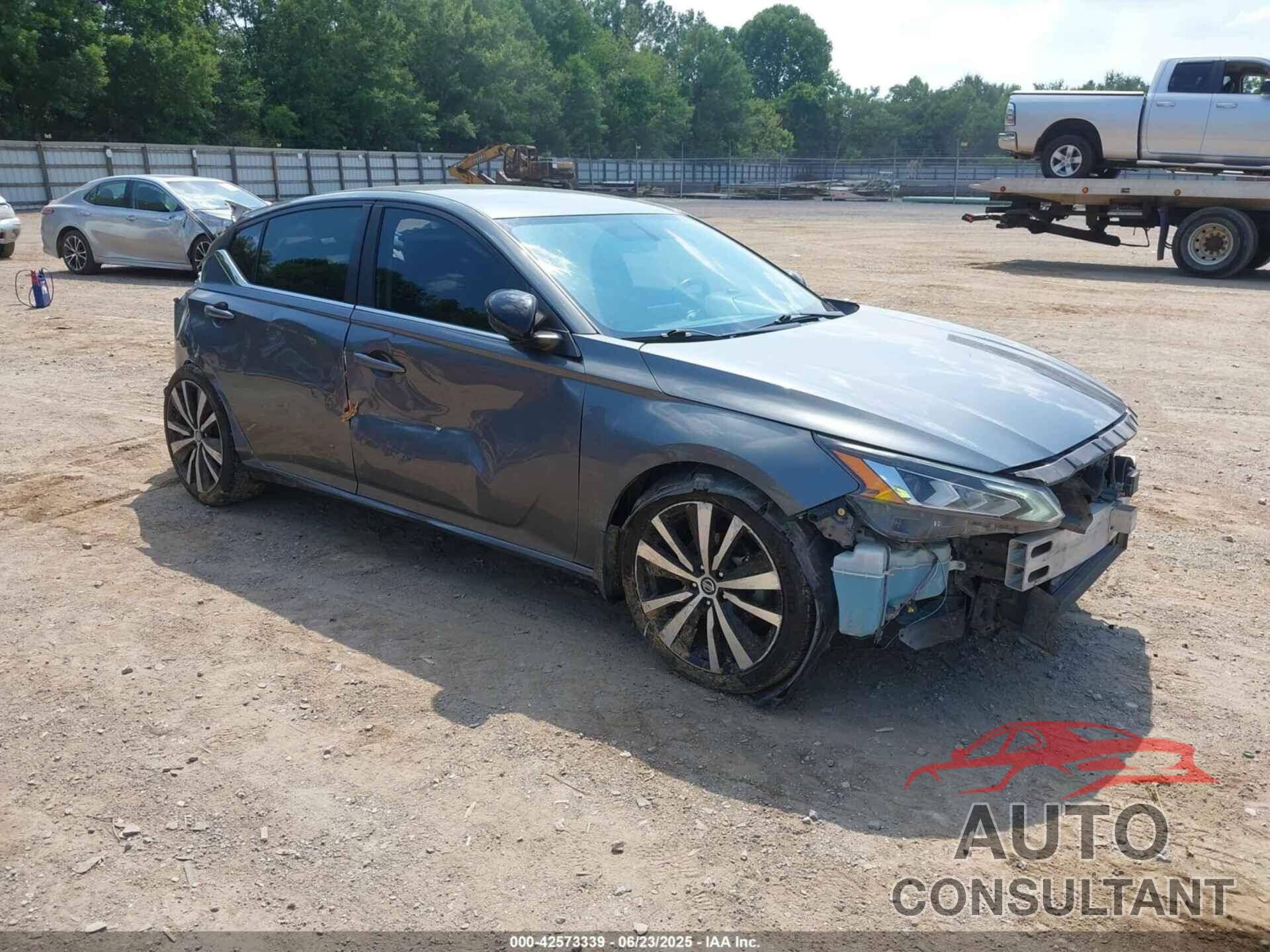 NISSAN ALTIMA 2019 - 1N4BL4CV8KC180219