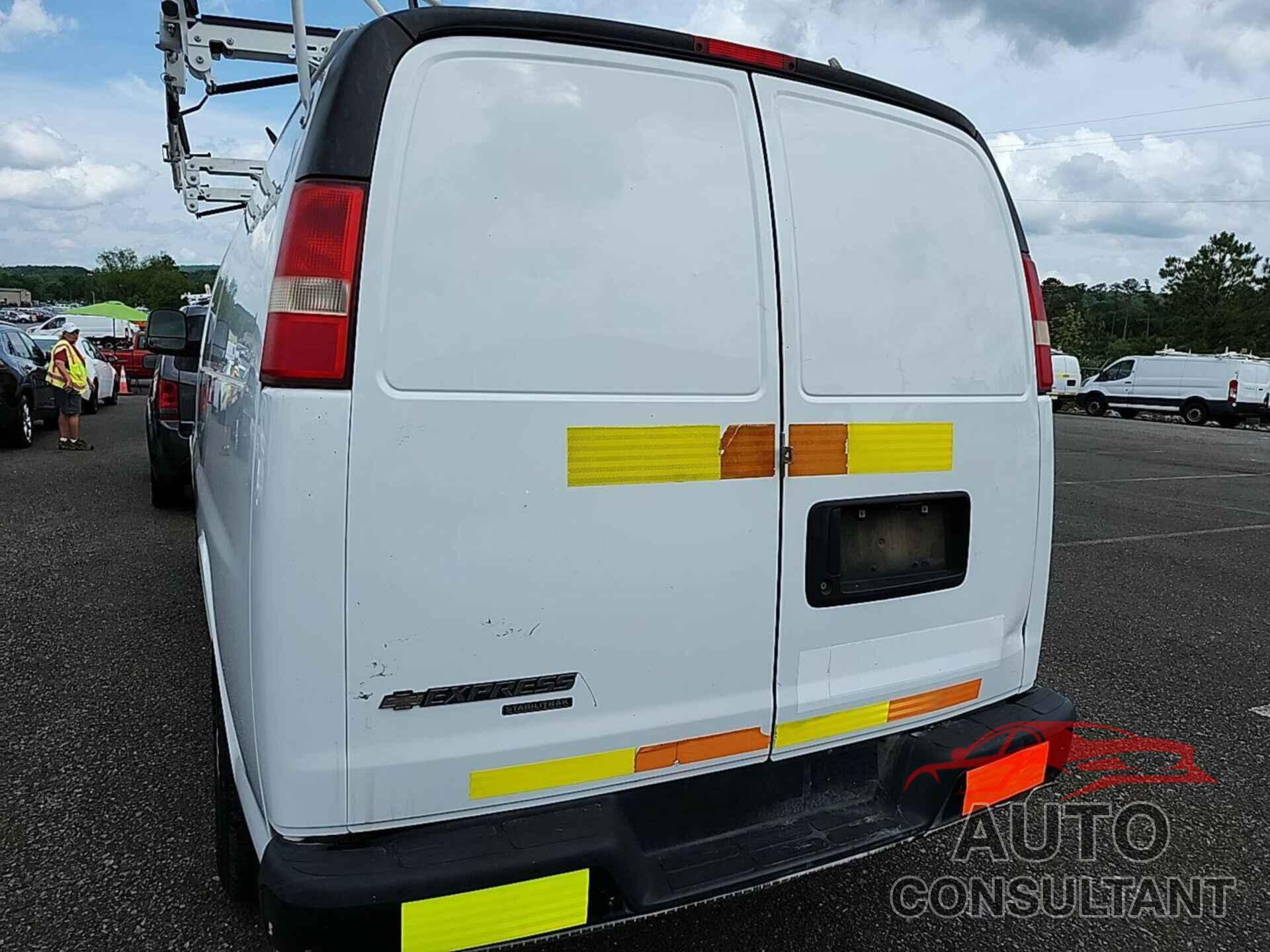 CHEVROLET EXPRESS 2500 2014 - 1GCWGFCA7E1183136
