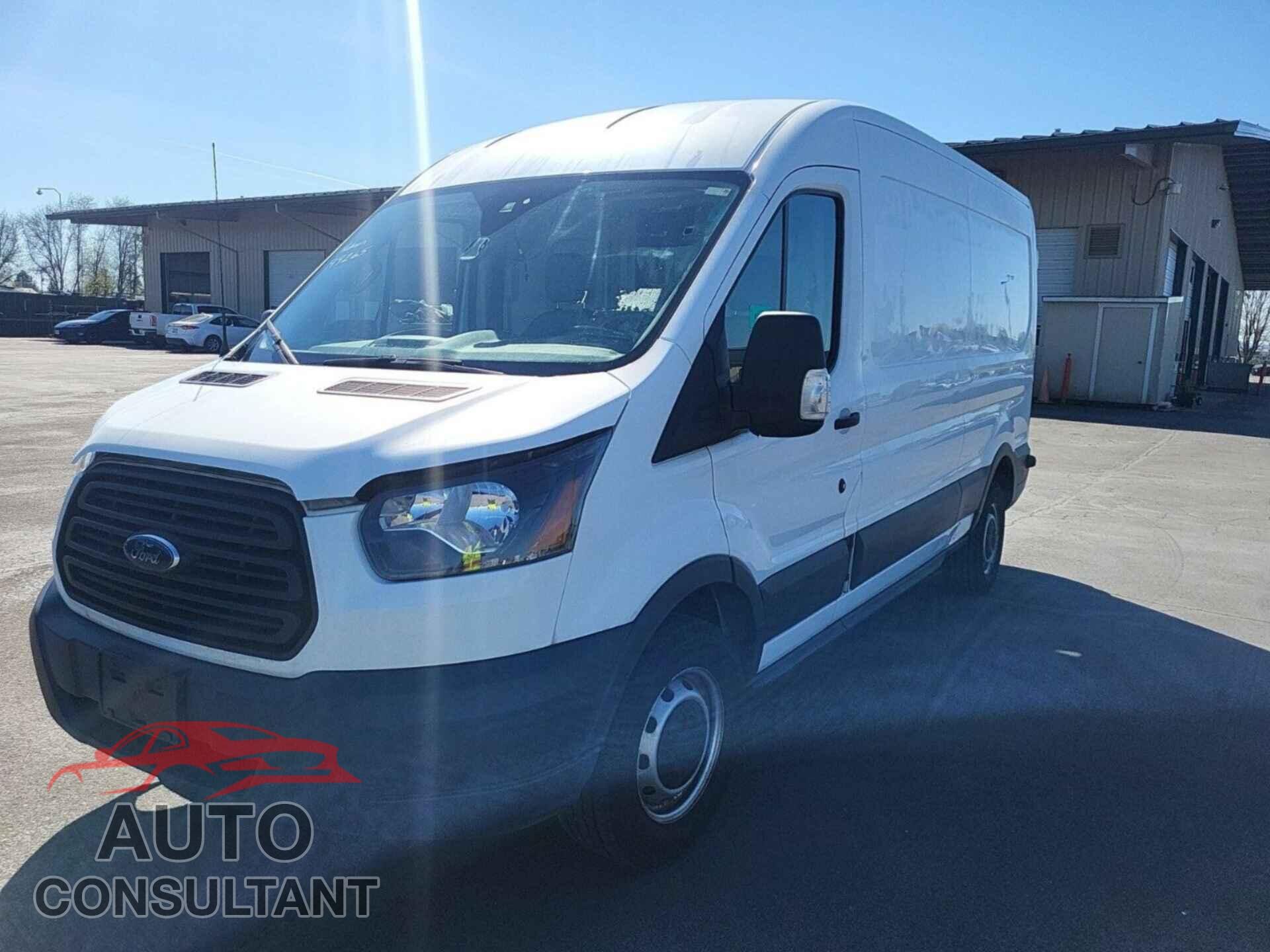FORD TRANSIT 2017 - 1FTYR2CM1HKA31809