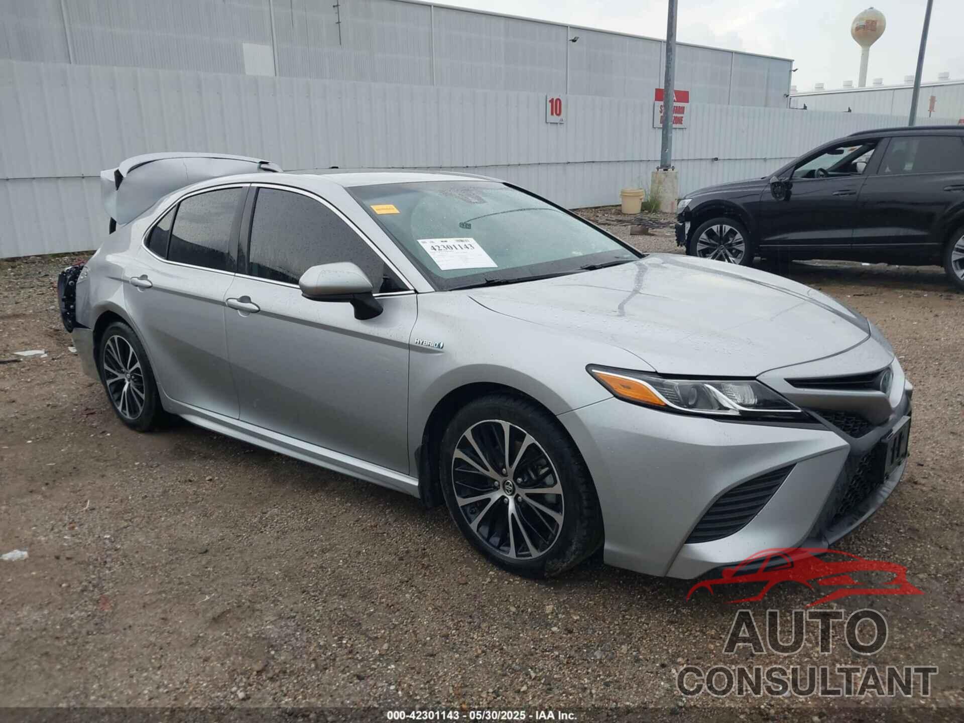 TOYOTA CAMRY HYBRID 2019 - 4T1B21HK8KU012077