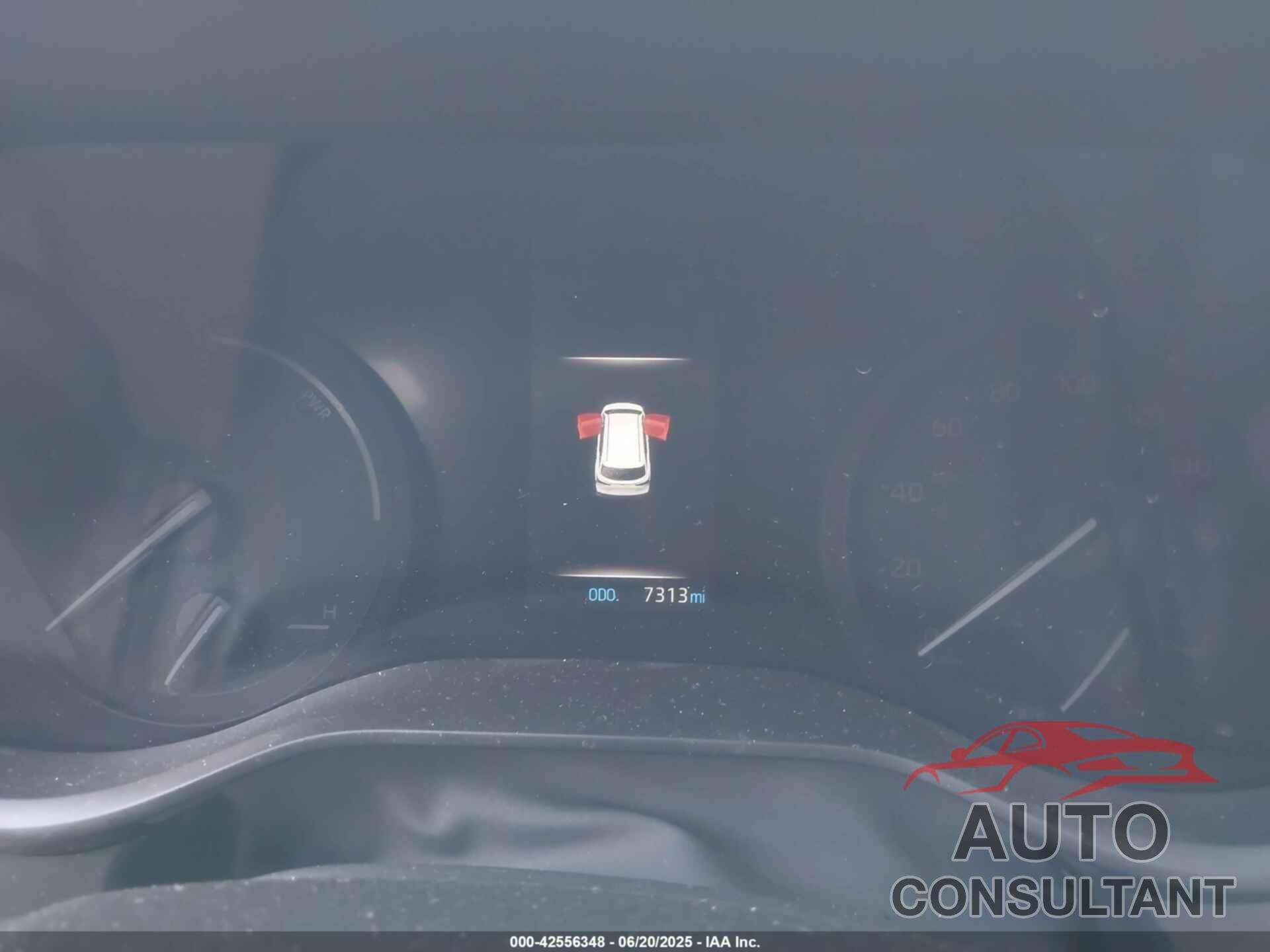 TOYOTA SIENNA 2021 - 5TDJRKEC6MS065866