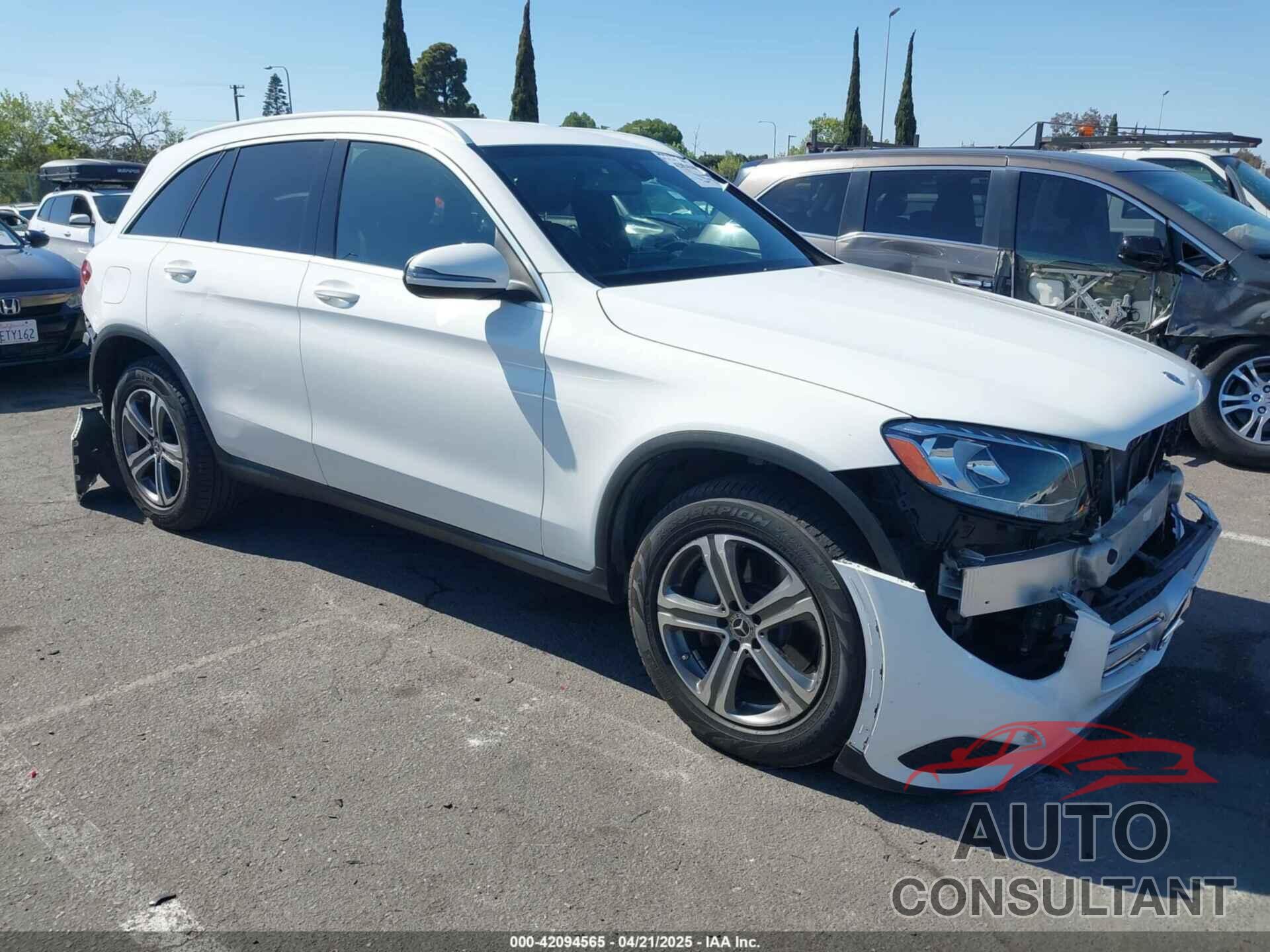 MERCEDES-BENZ GLC 300 2019 - WDC0G4JB0KV172130