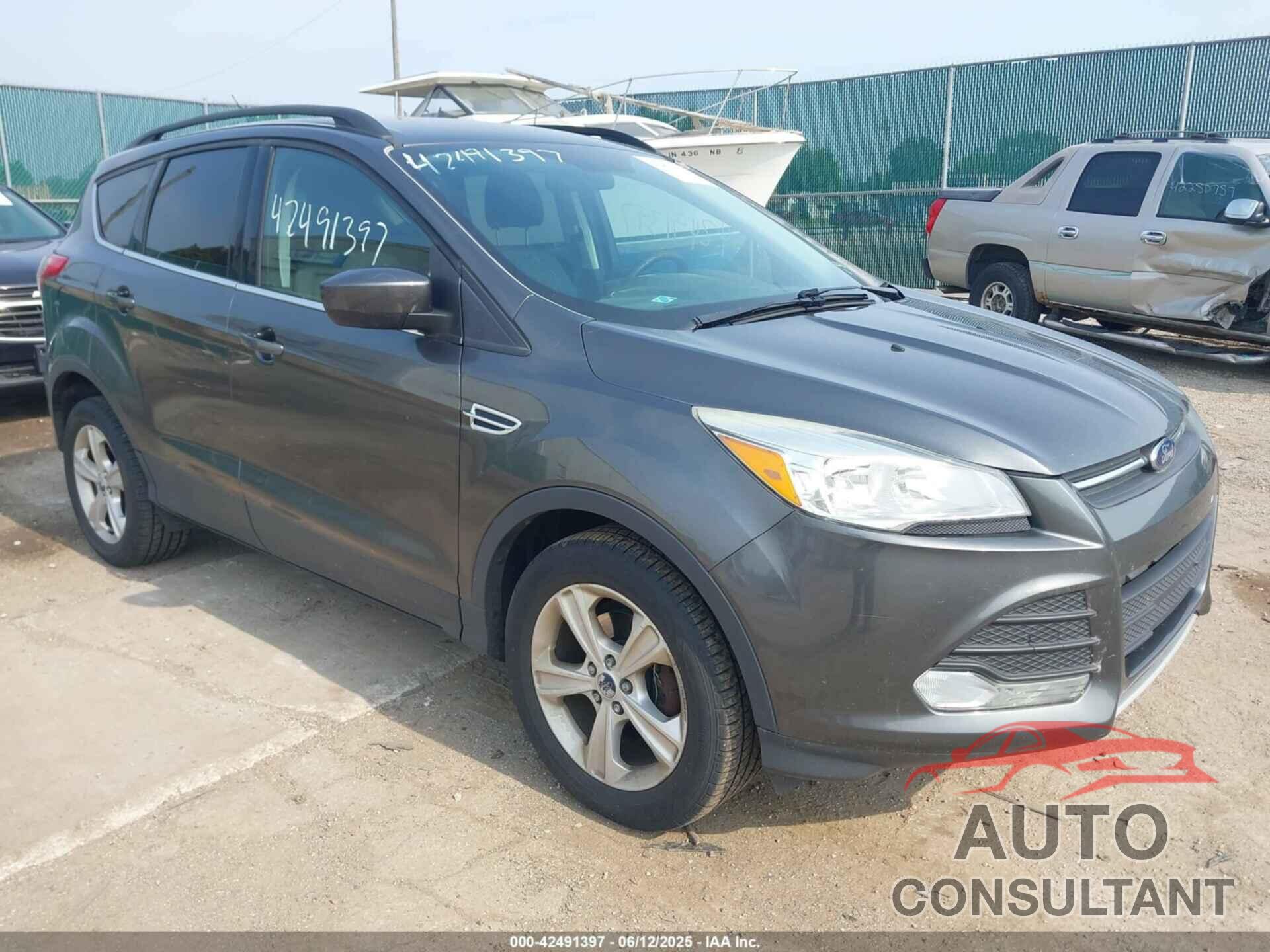 FORD ESCAPE 2016 - 1FMCU0GX1GUC56439