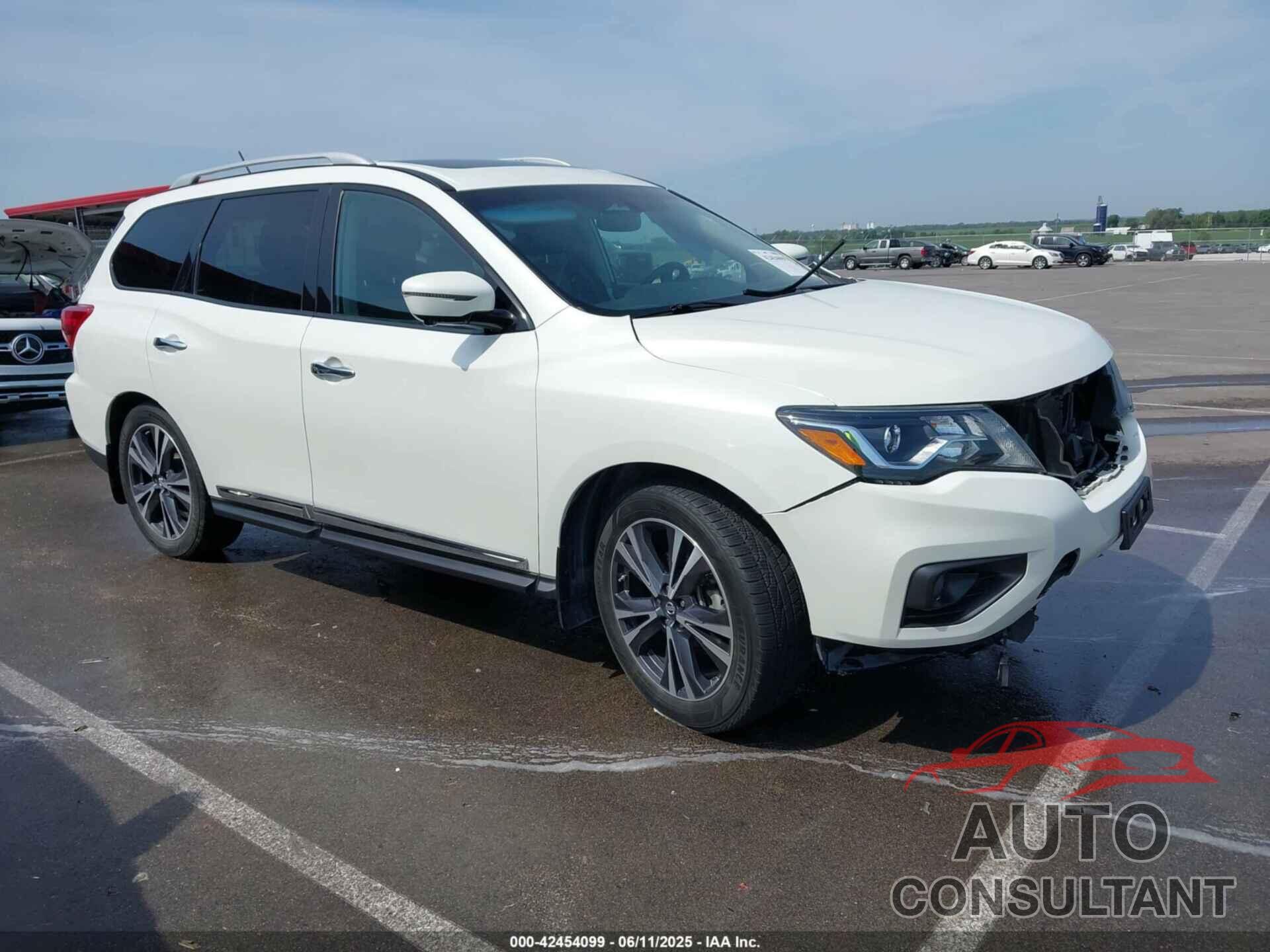NISSAN PATHFINDER 2017 - 5N1DR2MM3HC625420