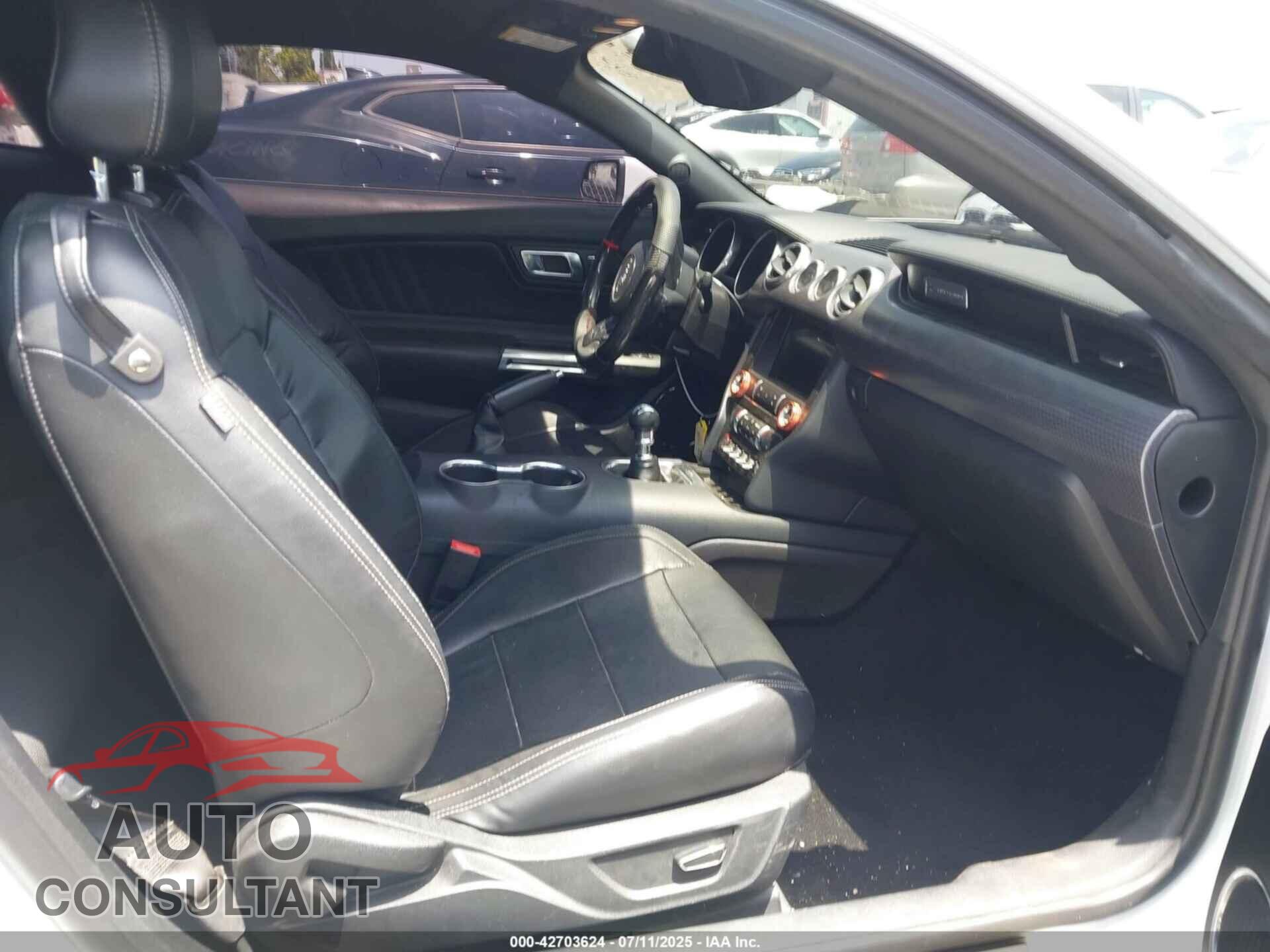 FORD MUSTANG 2019 - 1FA6P8CF9K5118936
