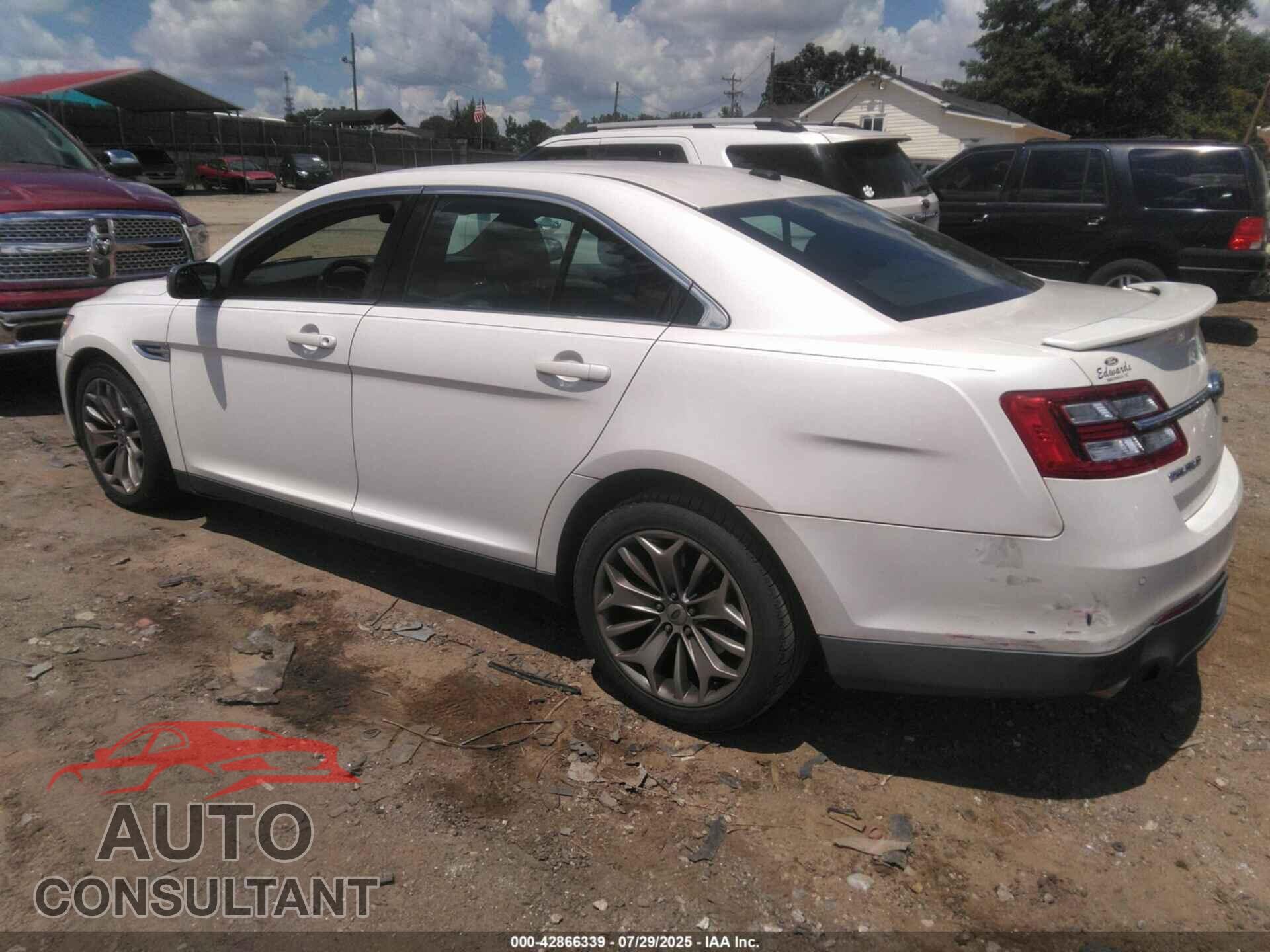 FORD TAURUS 2013 - 1FAHP2F81DG121257