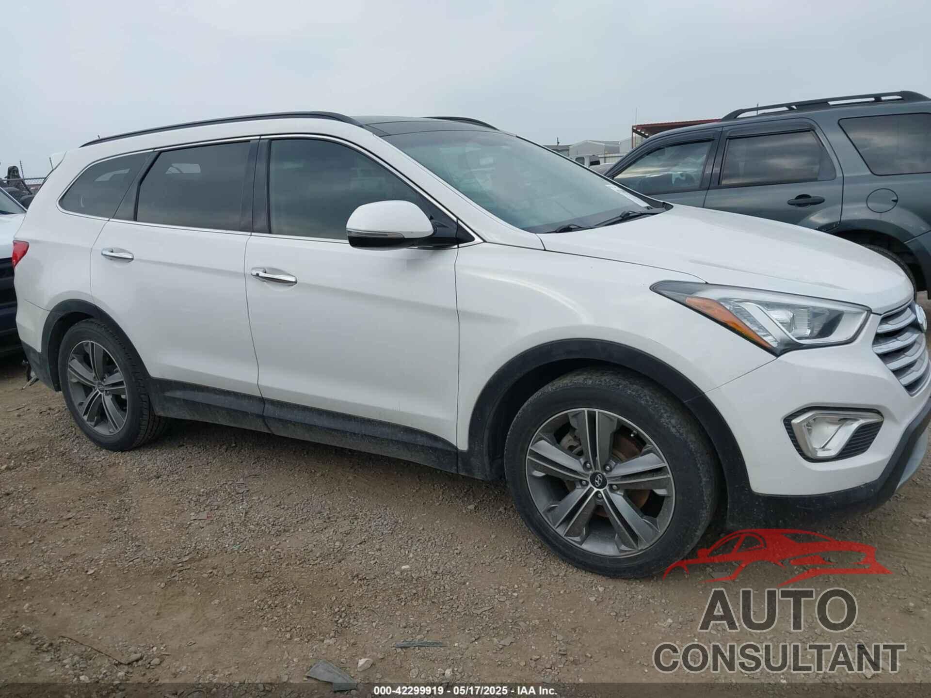 HYUNDAI SANTA FE 2016 - KM8SR4HF7GU132041