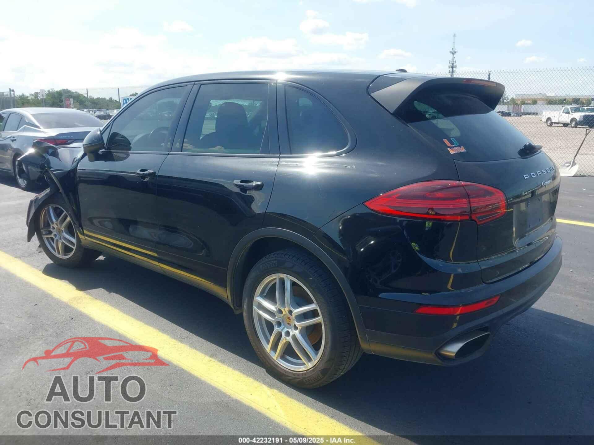 PORSCHE CAYENNE 2016 - WP1AA2A25GLA09331