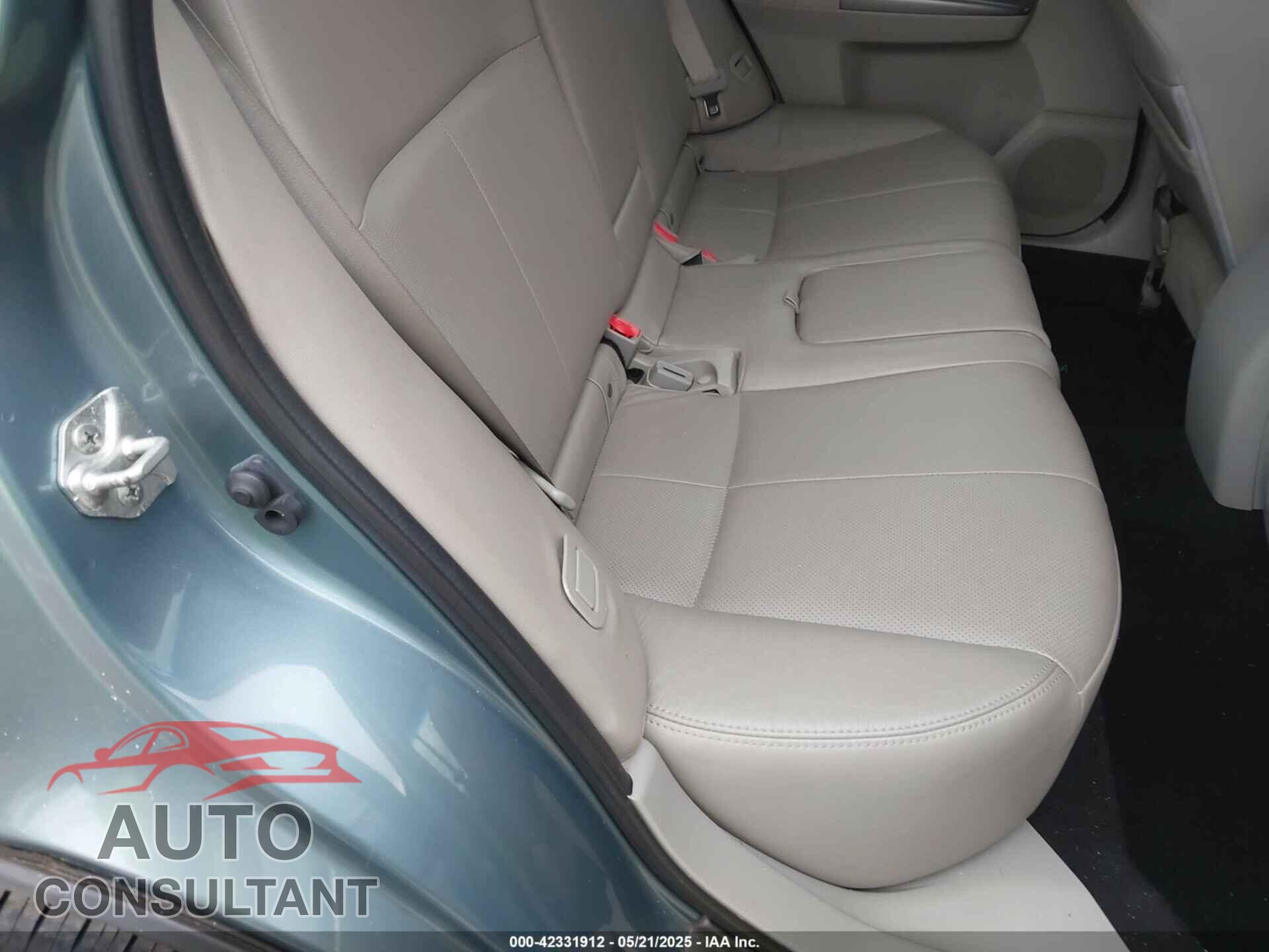 SUBARU FORESTER 2011 - JF2SHAEC0BH749039