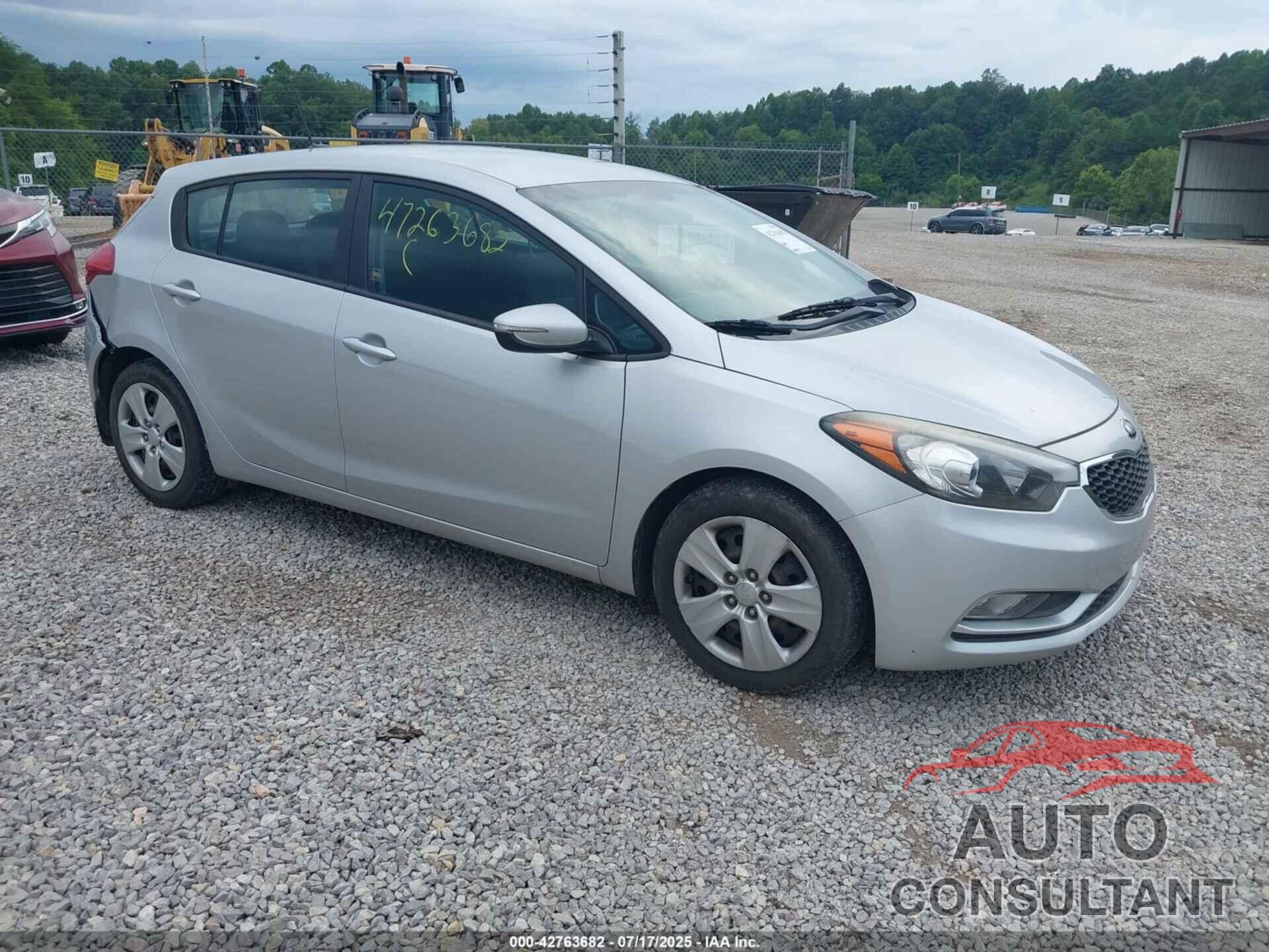 KIA FORTE 2016 - KNAFK5A89G5653197