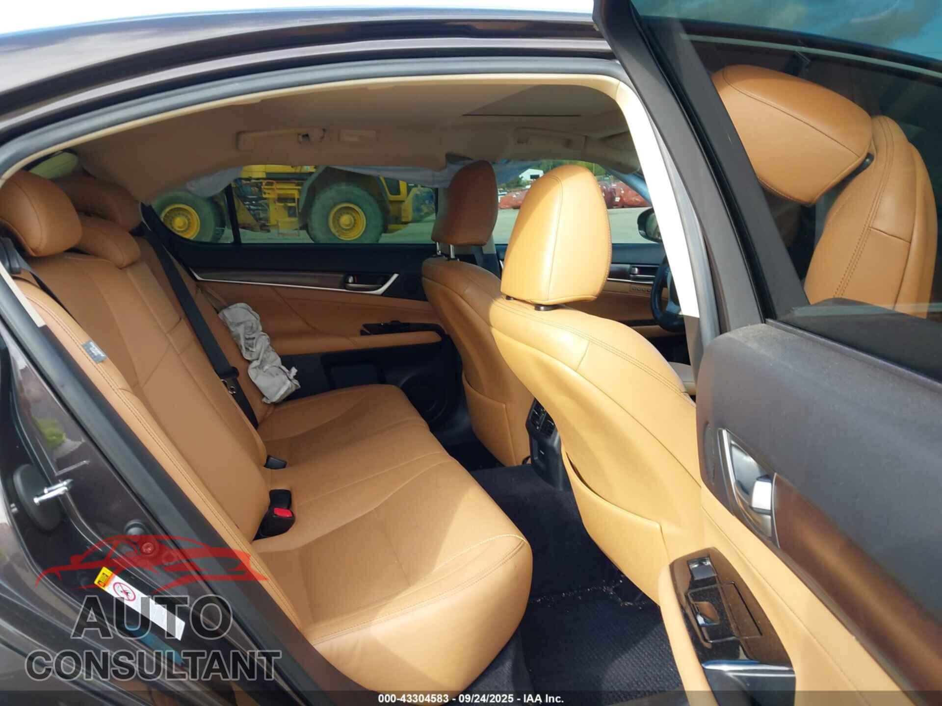 LEXUS GS 350 2013 - JTHCE1BL3D5009021