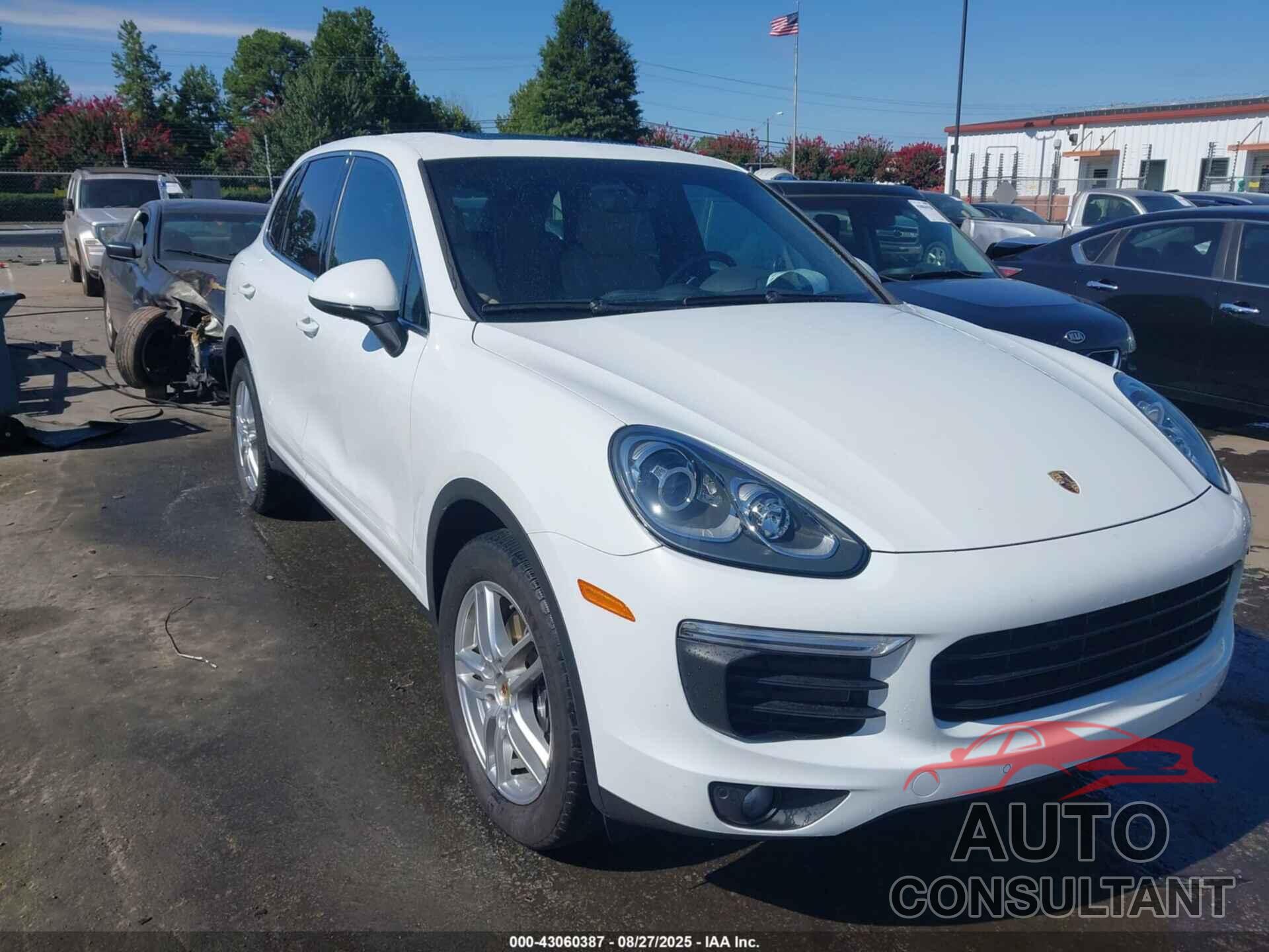 PORSCHE CAYENNE 2018 - WP1AA2A21JKA03684